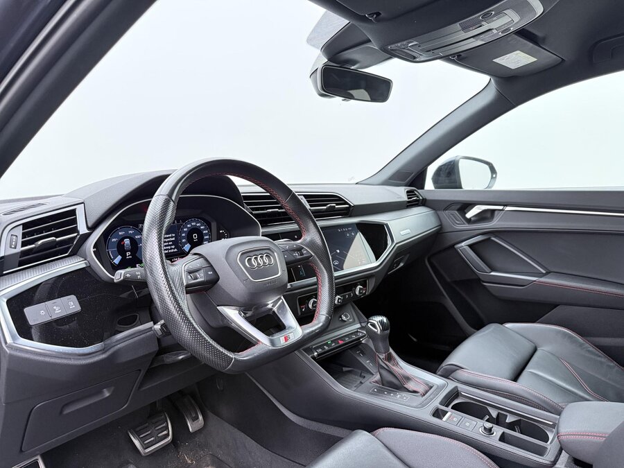 Audi Q3 45 TFSI e S edition