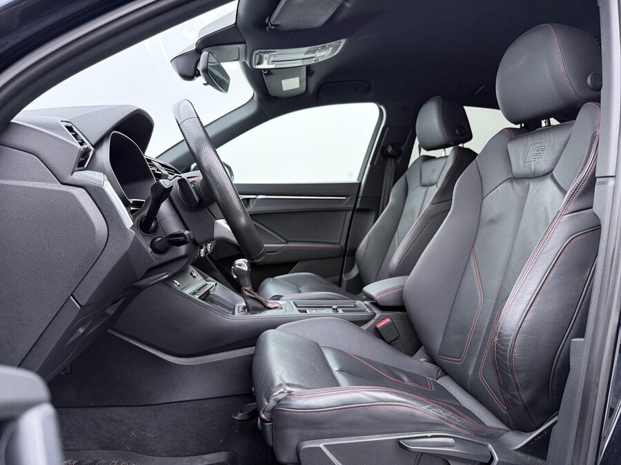 Audi Q3 45 TFSI e S edition