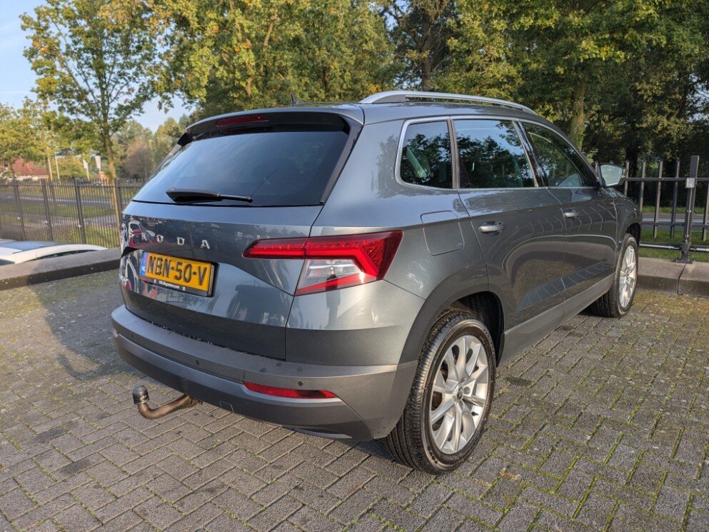 Škoda Karoq 1.5 Style 150PK | Trekhaak | ACC | LED | Stoelverw. | AppConnect | Climate Control - Afbeelding 3