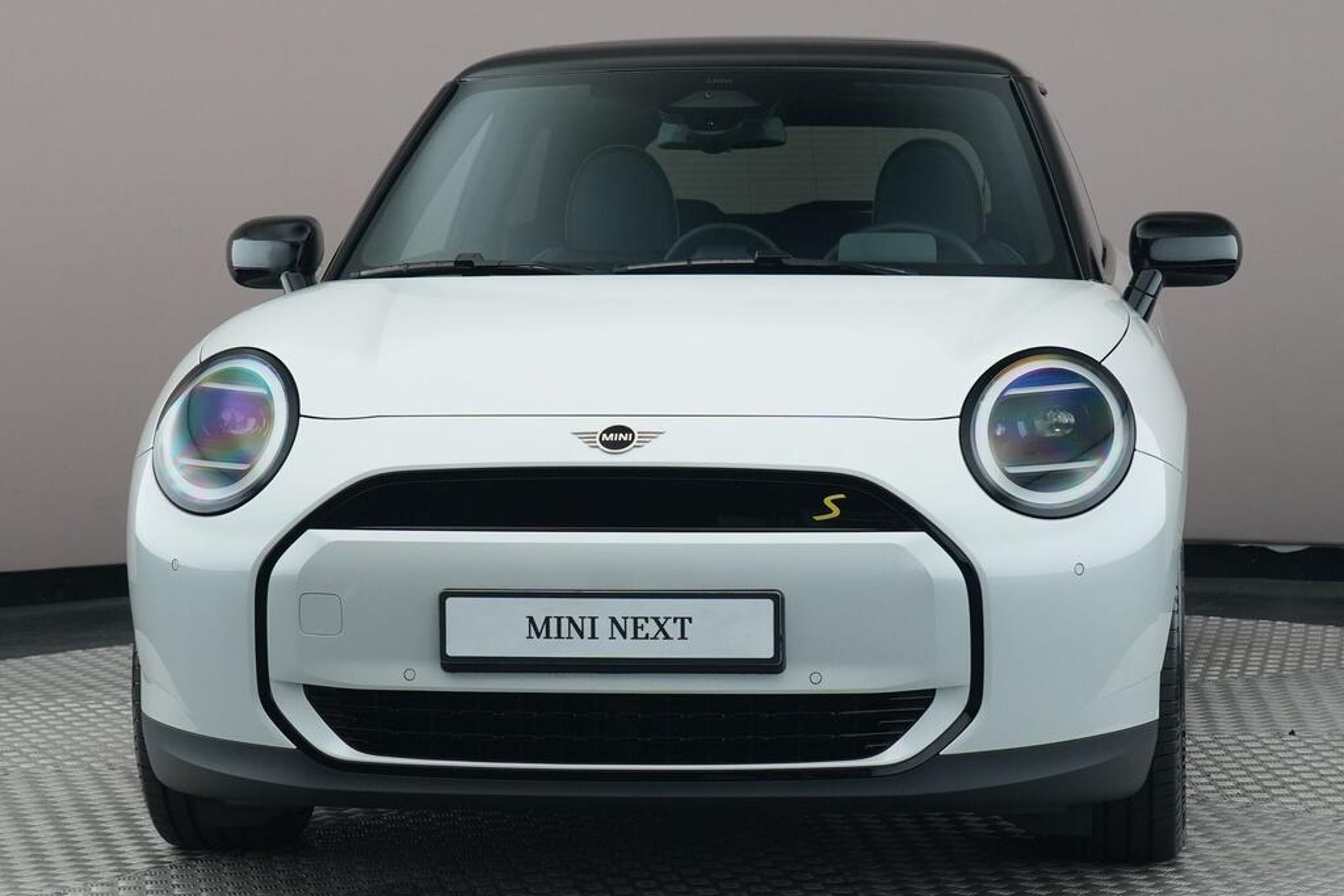 MINI Electric Hatchback Cooper SE / Classic / Pakket M