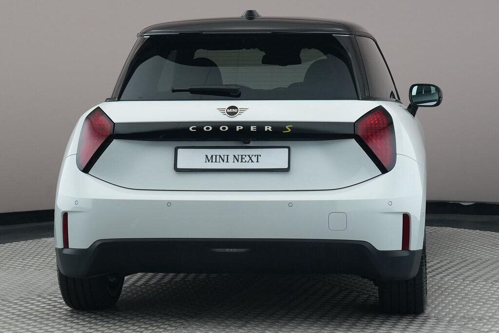 MINI Electric 4