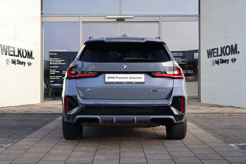 BMW X1 10