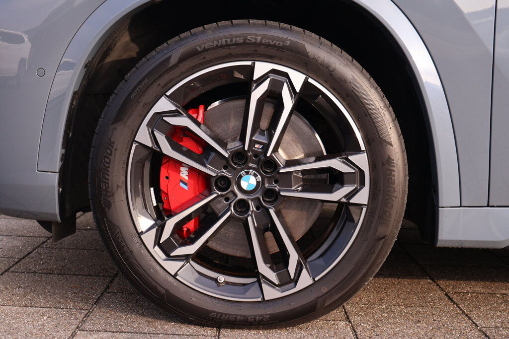 BMW X1 13
