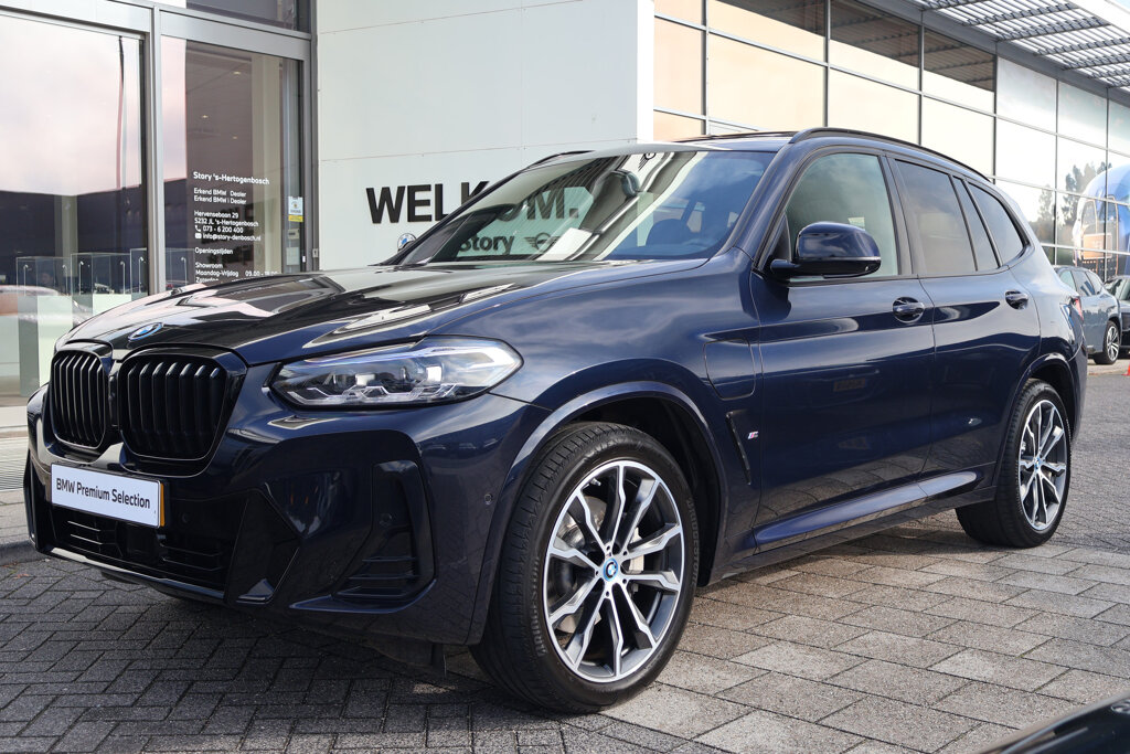 BMW X3 7