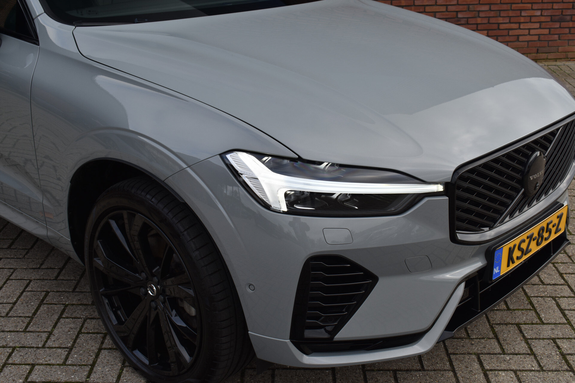 Volvo XC60 T8 455PK Plug-in hybrid AWD Plus Black Edition - Afbeelding 2