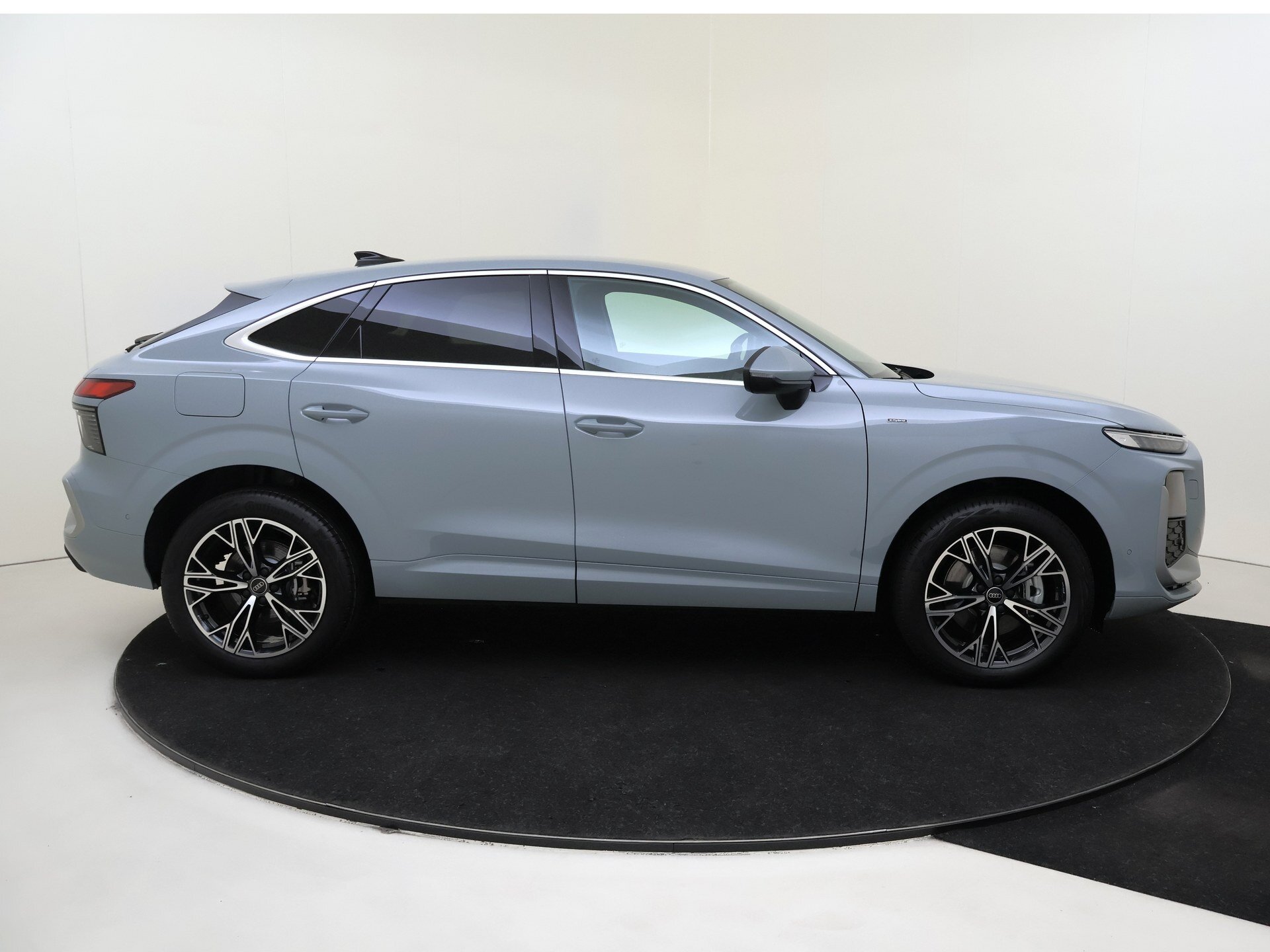 Audi Q3 Sportback e-hybrid S tronic 6 272pk - Afbeelding 3