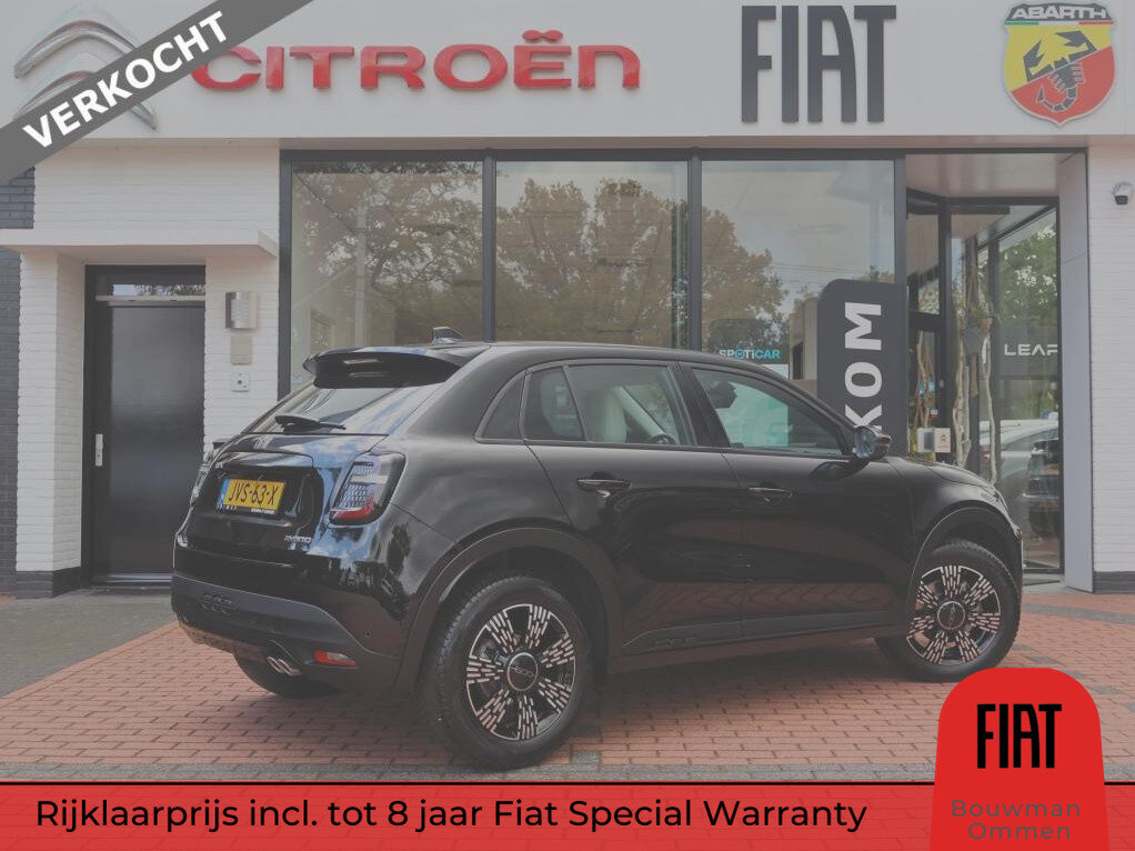 Fiat 600 1.2 Hybrid Turbo Charged 145pk Automaat Icon, Rijklaarprijs | Navigatie | Stoelverwarming | Camera | DAB+ Tuner | Apple Carplay VERKOCHT