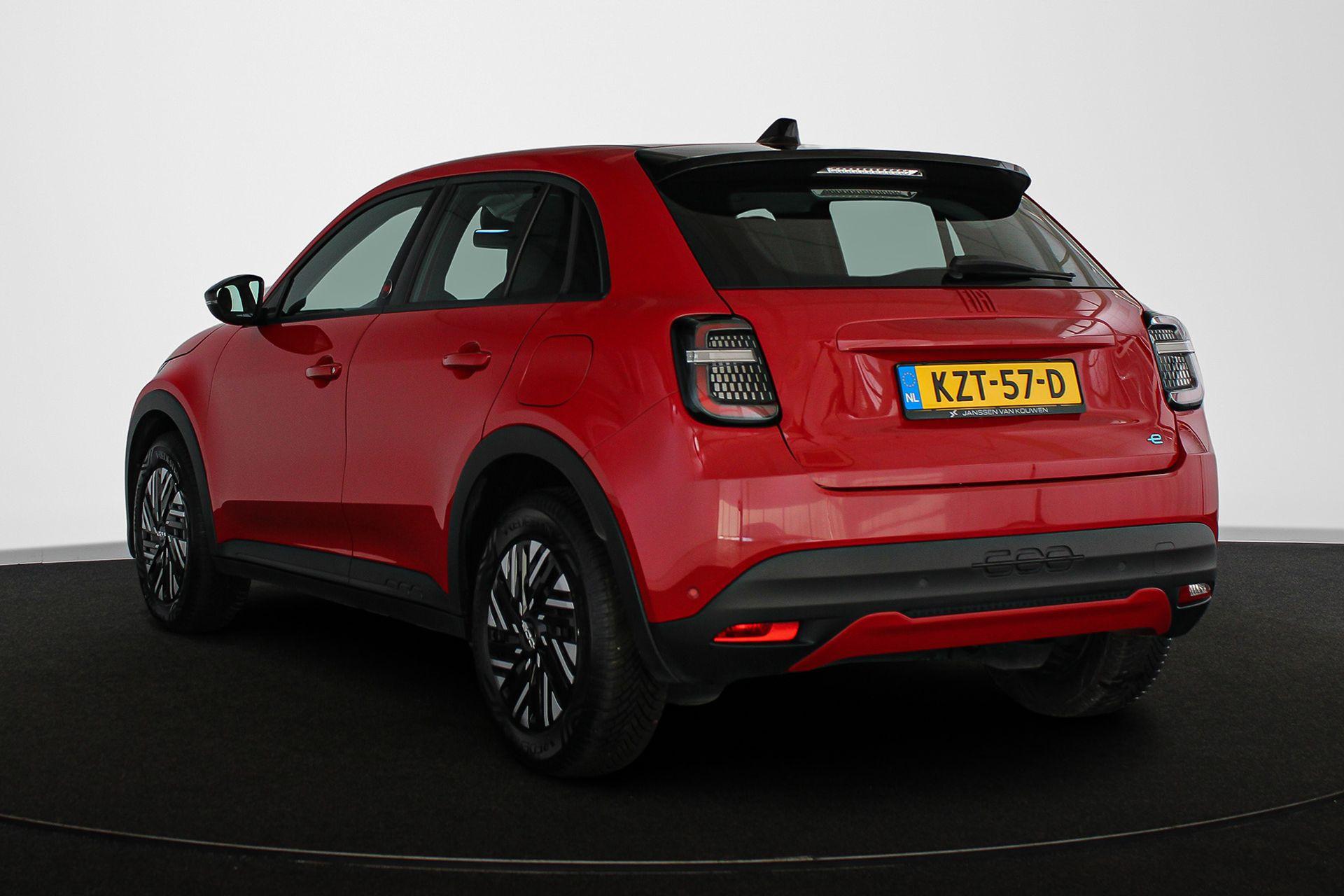 Fiat 600e RED 54 kWh - Afbeelding 4