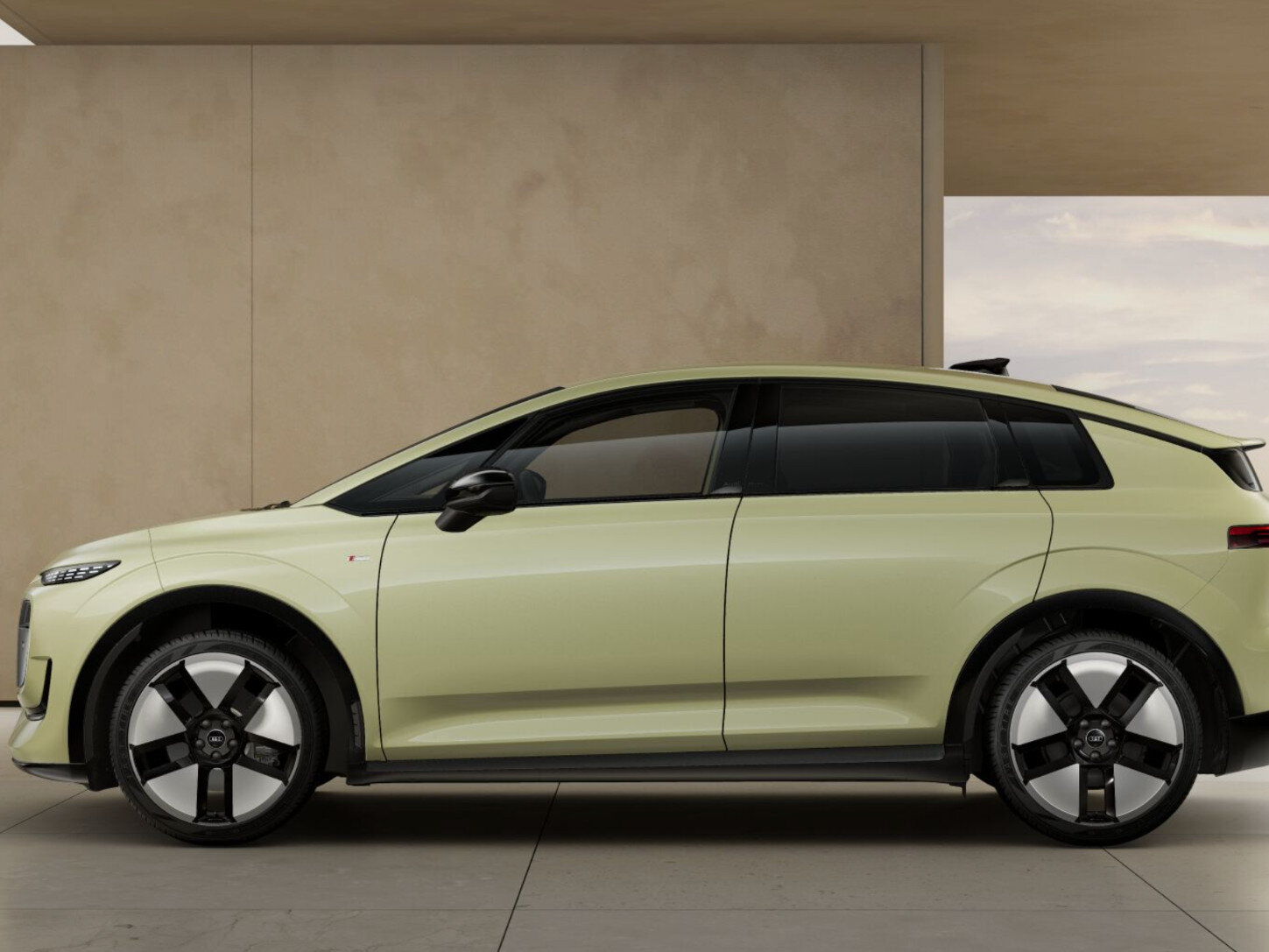 Audi A2 e-tron Launch series pro e-tron 84 kWh 231 PK