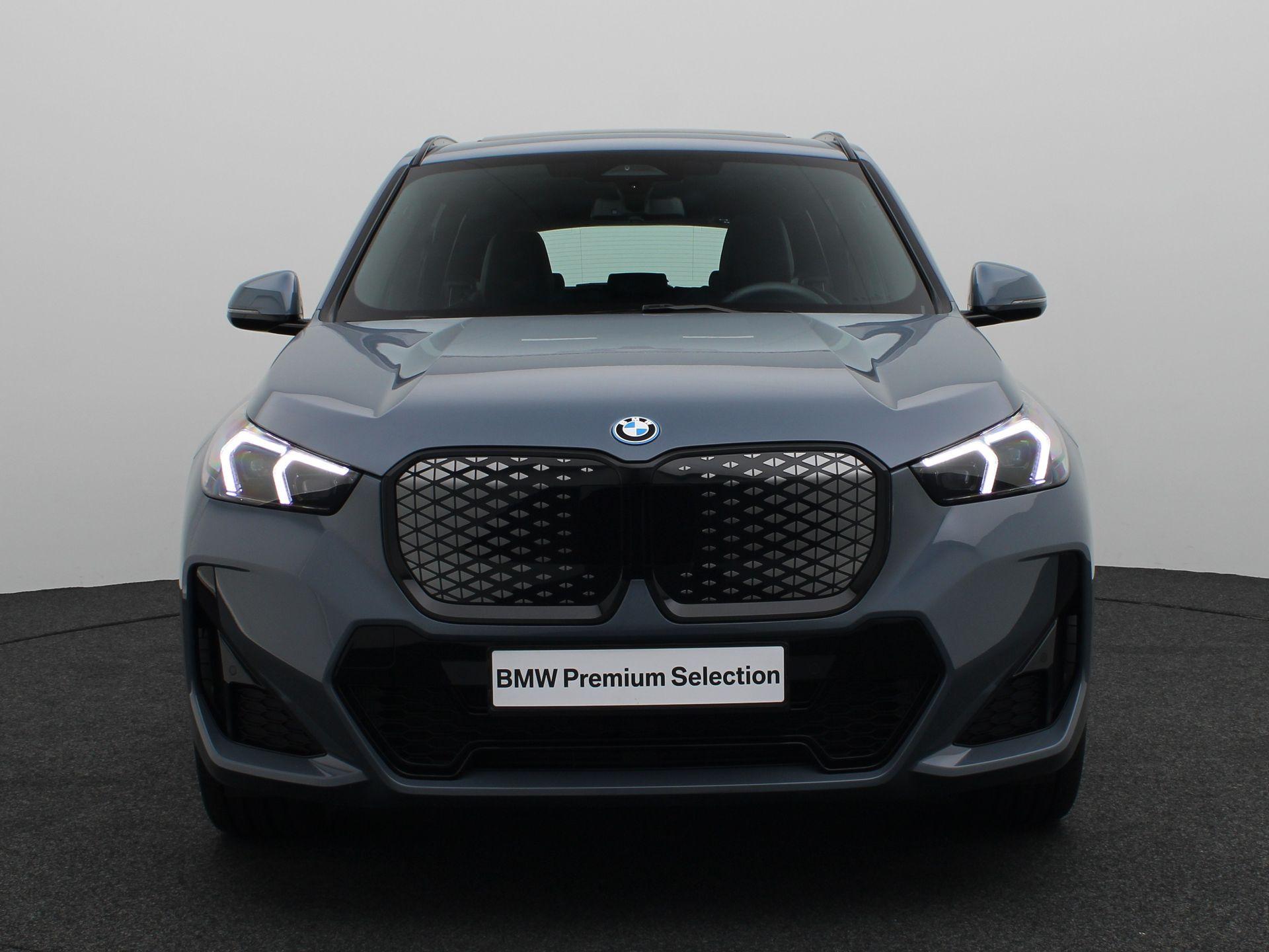 BMW iX1 eDrive20 - Afbeelding 3