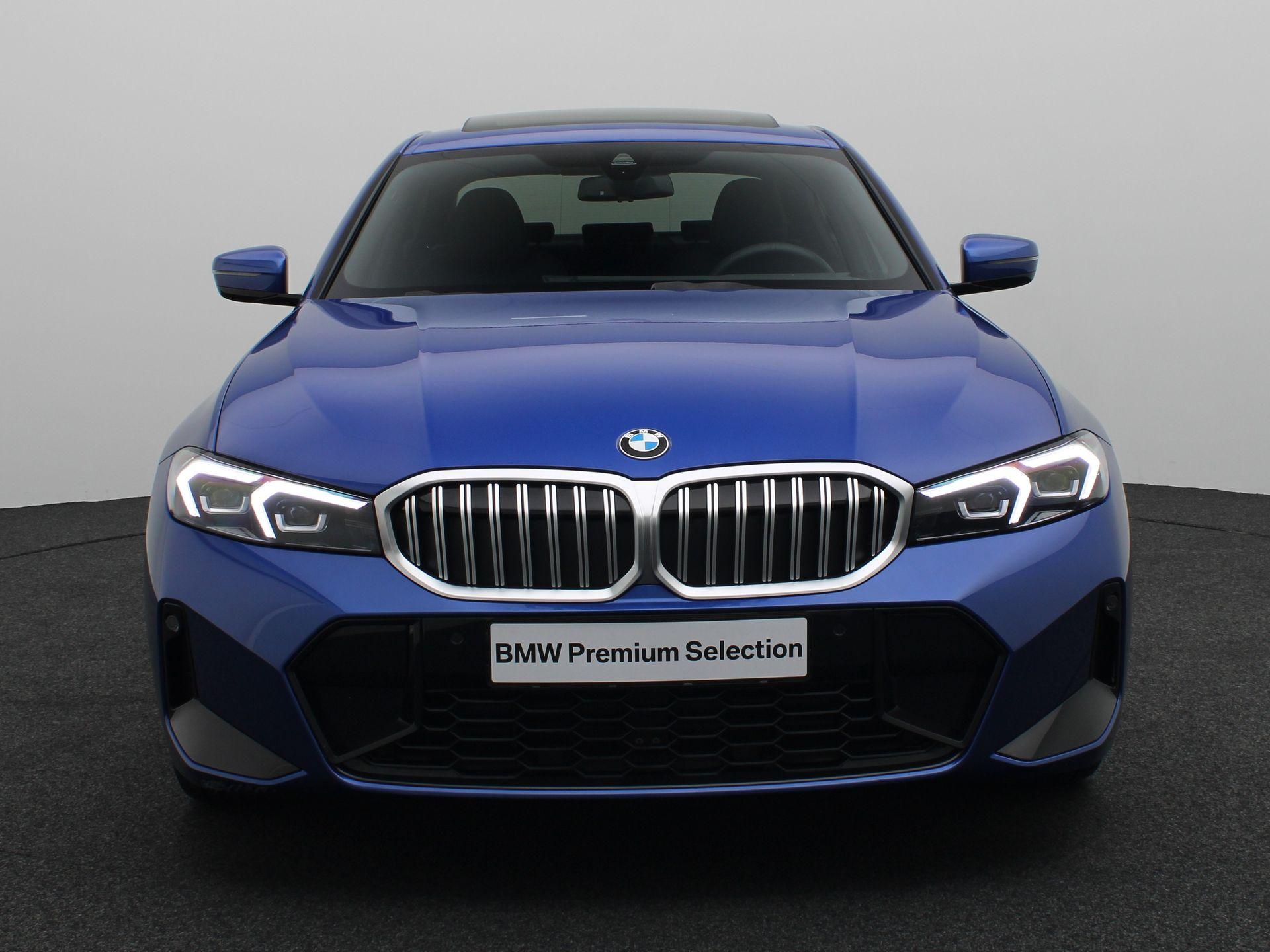 BMW 3 Serie Sedan 320i - Afbeelding 3