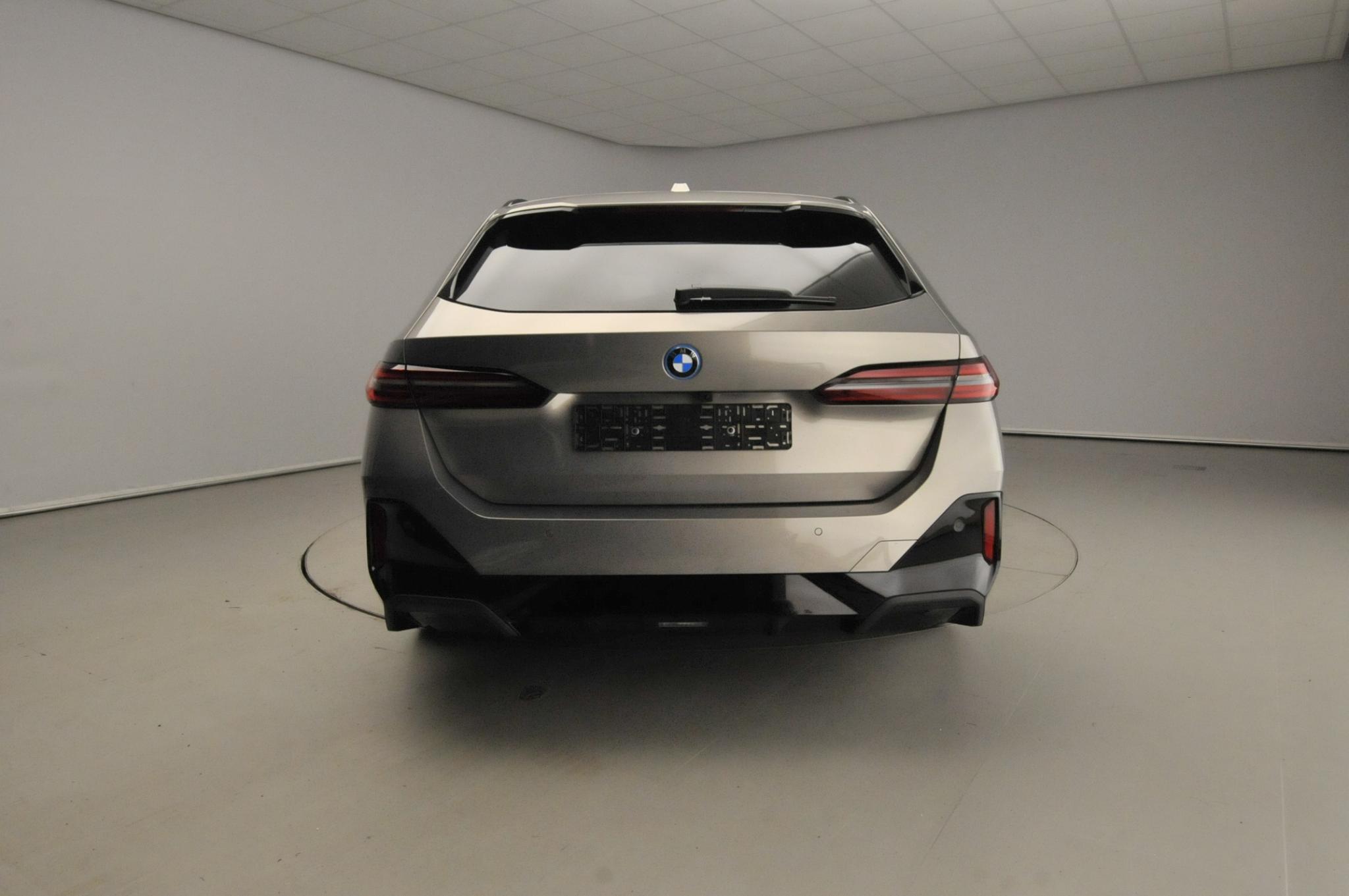 BMW 5-serie Touring 530e M Sport Pro Edition - Afbeelding 3