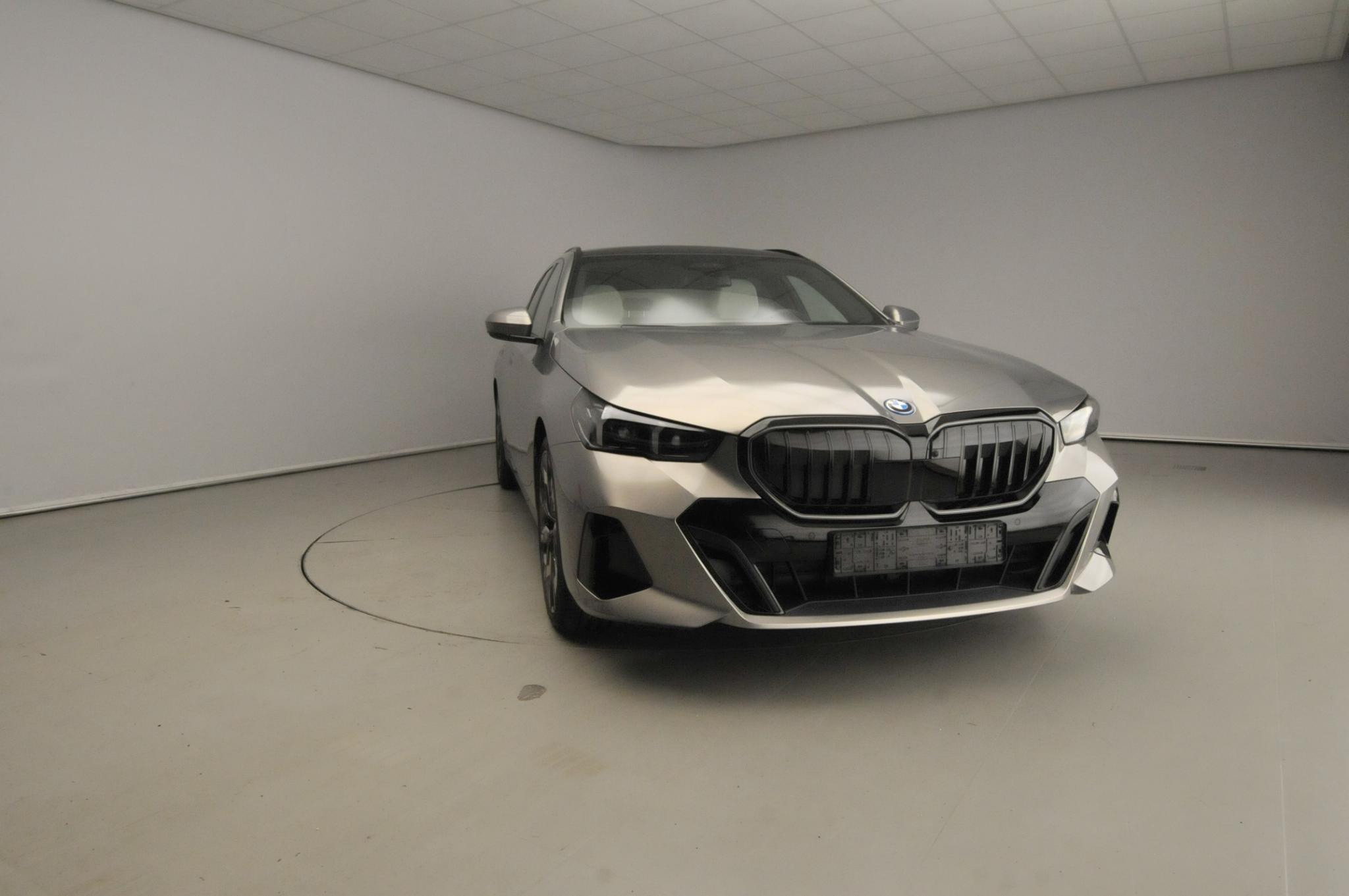 BMW 5-serie Touring 530e M Sport Pro Edition - Afbeelding 5