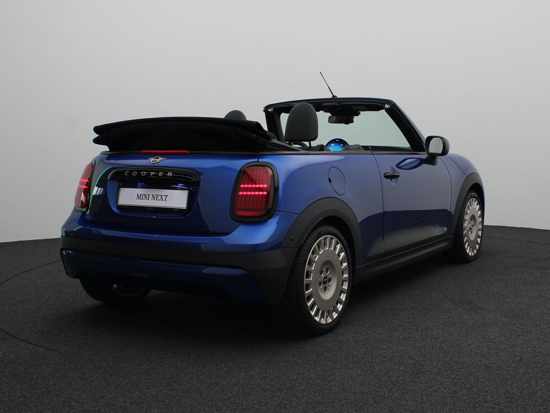 MINI Cabrio Cooper C - Afbeelding 2