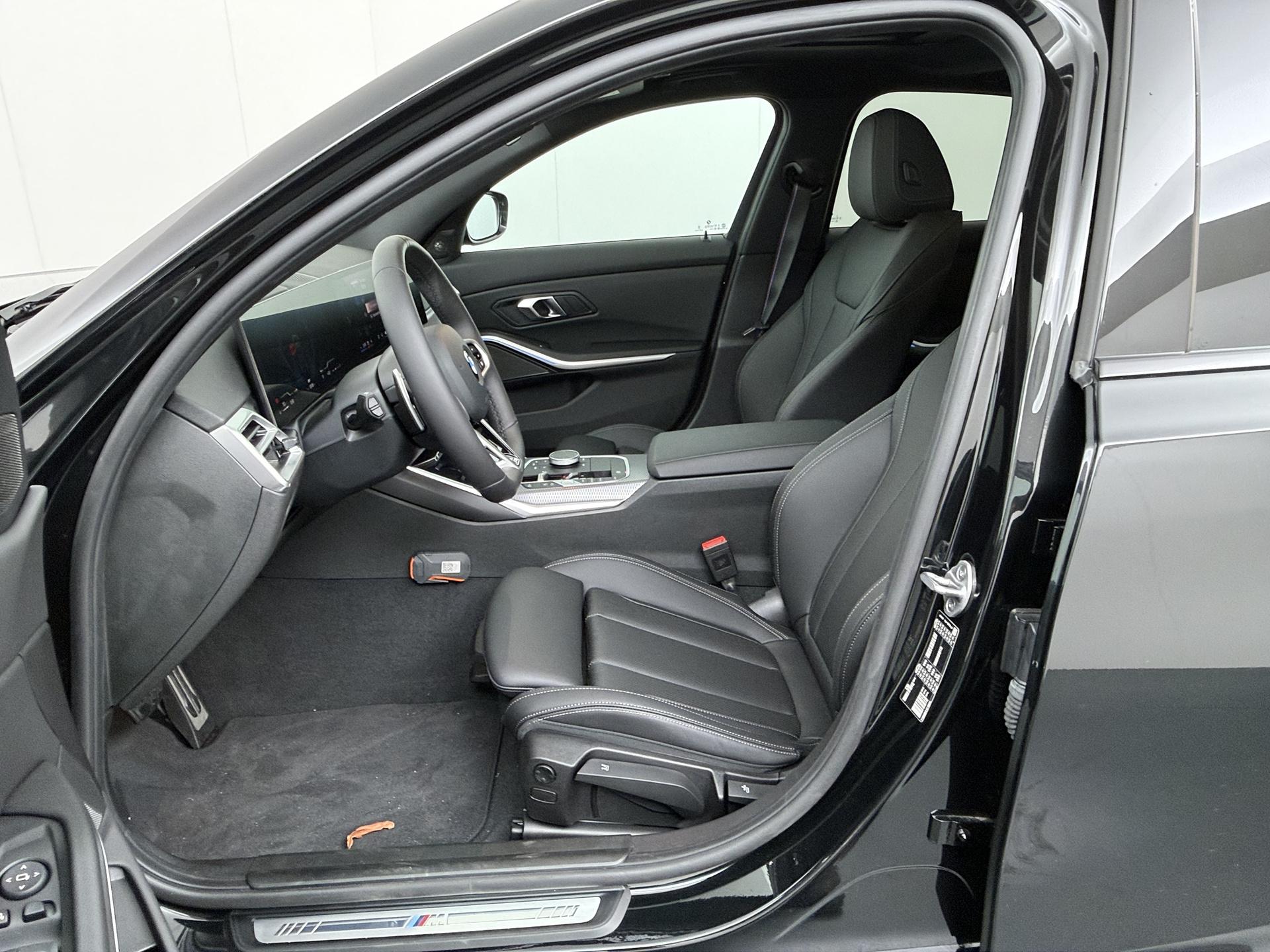 BMW 3-serie 320i - Afbeelding 4