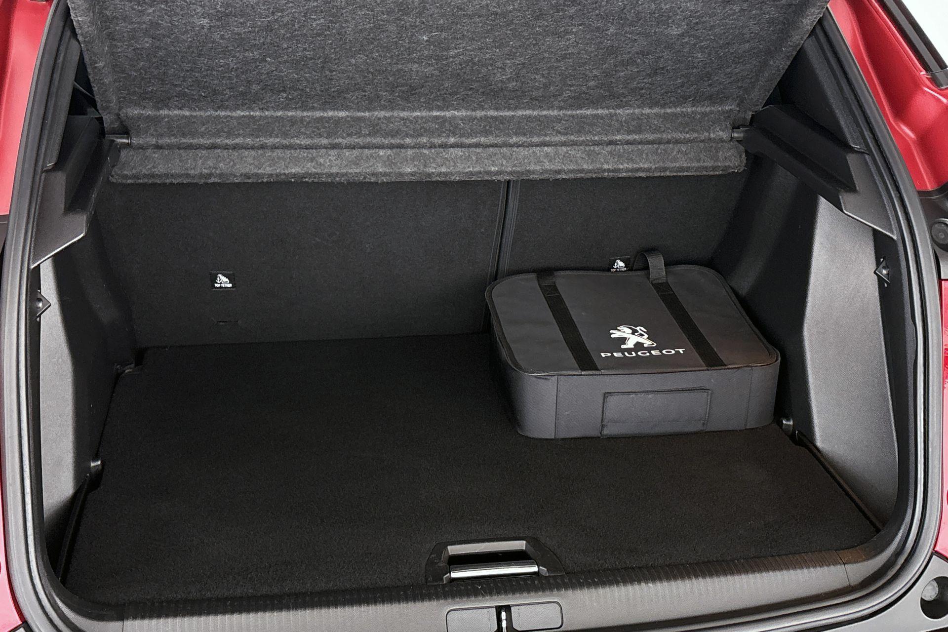 Peugeot e-2008