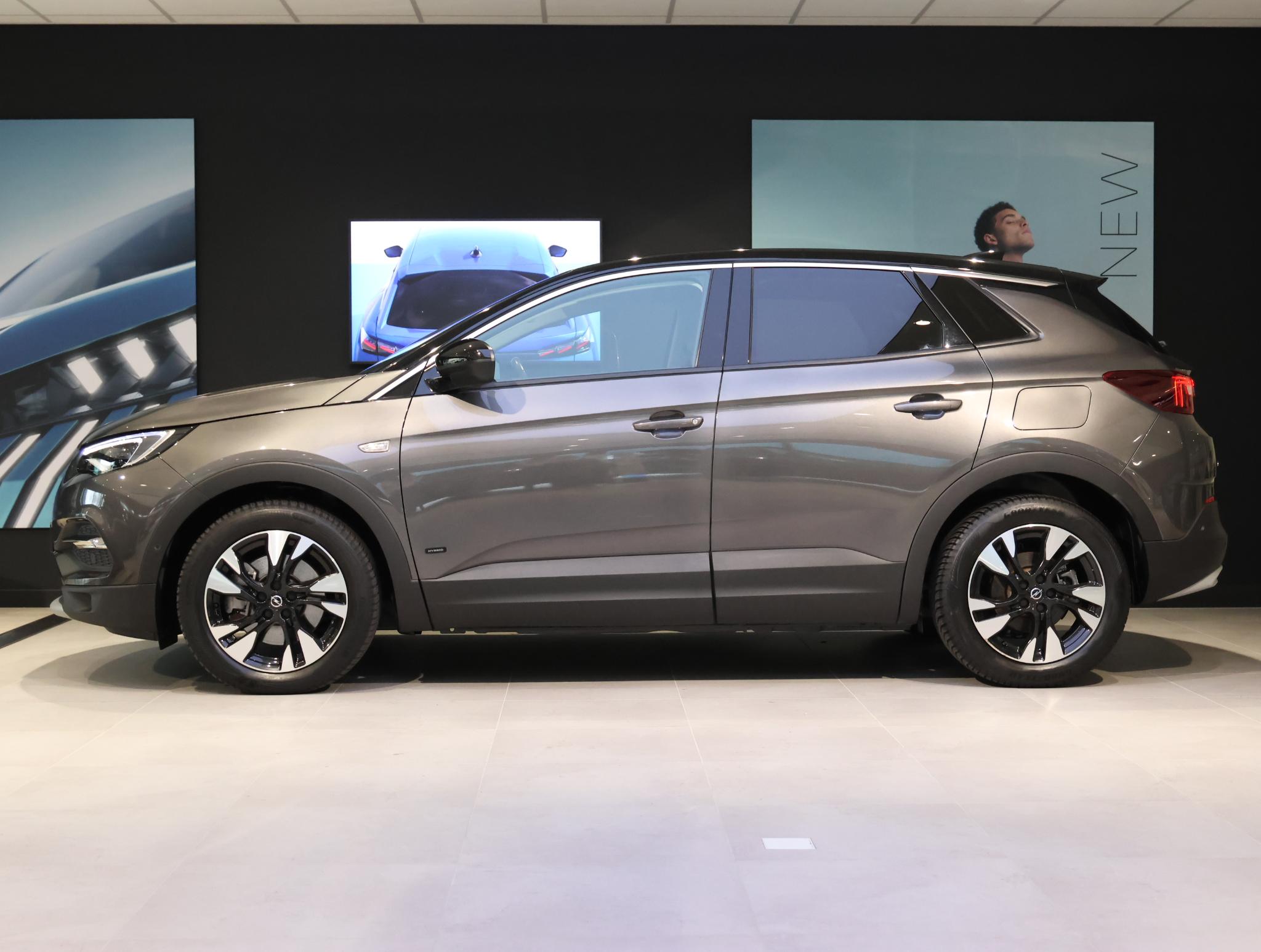 Opel Grandland X SUV Ultimate Plug-in Hybrid 225 pk Automaat - Afbeelding 2