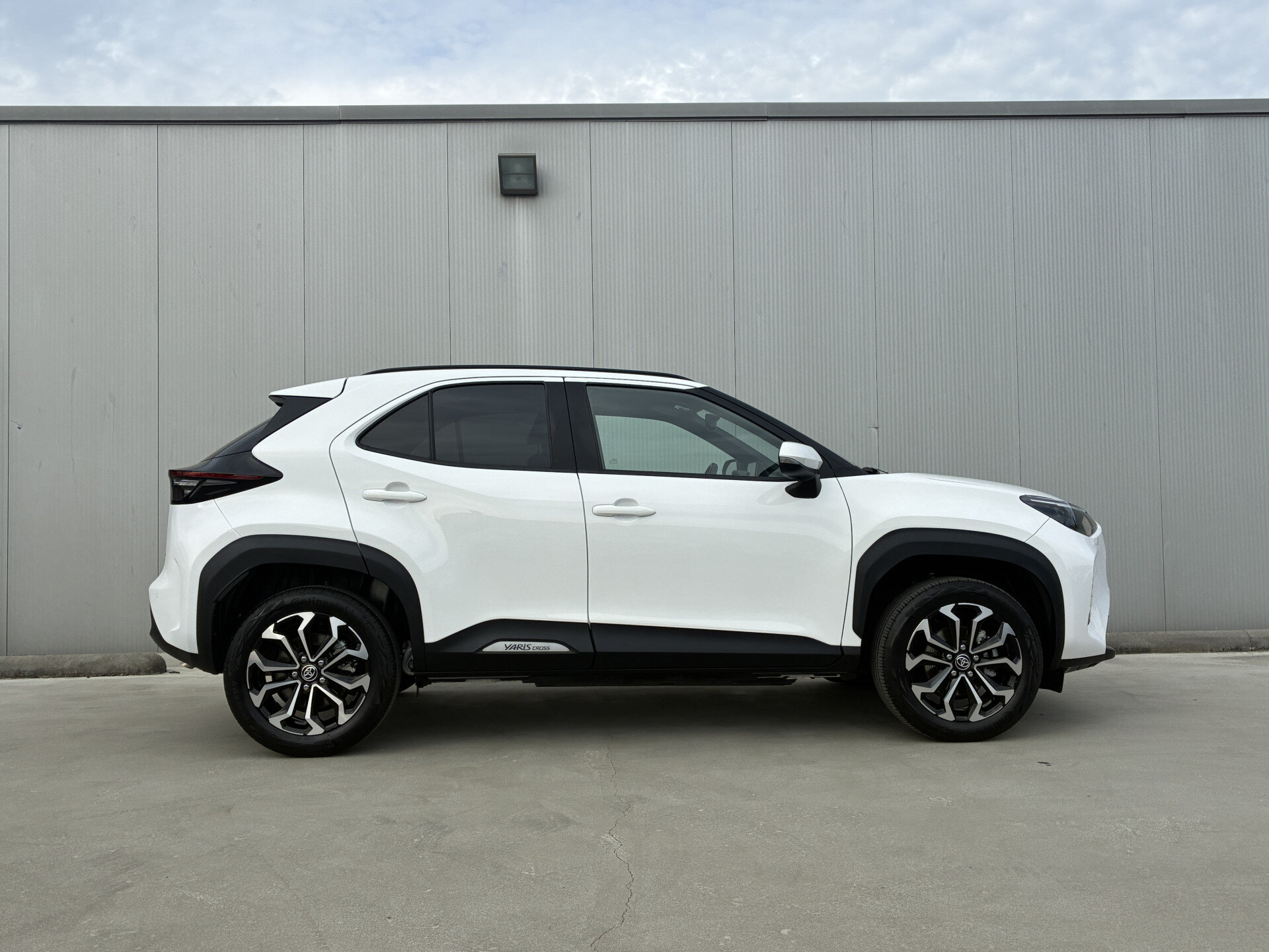 Toyota Yaris Cross 1.5 Hybrid 115 Dynamic Limited - Afbeelding 3