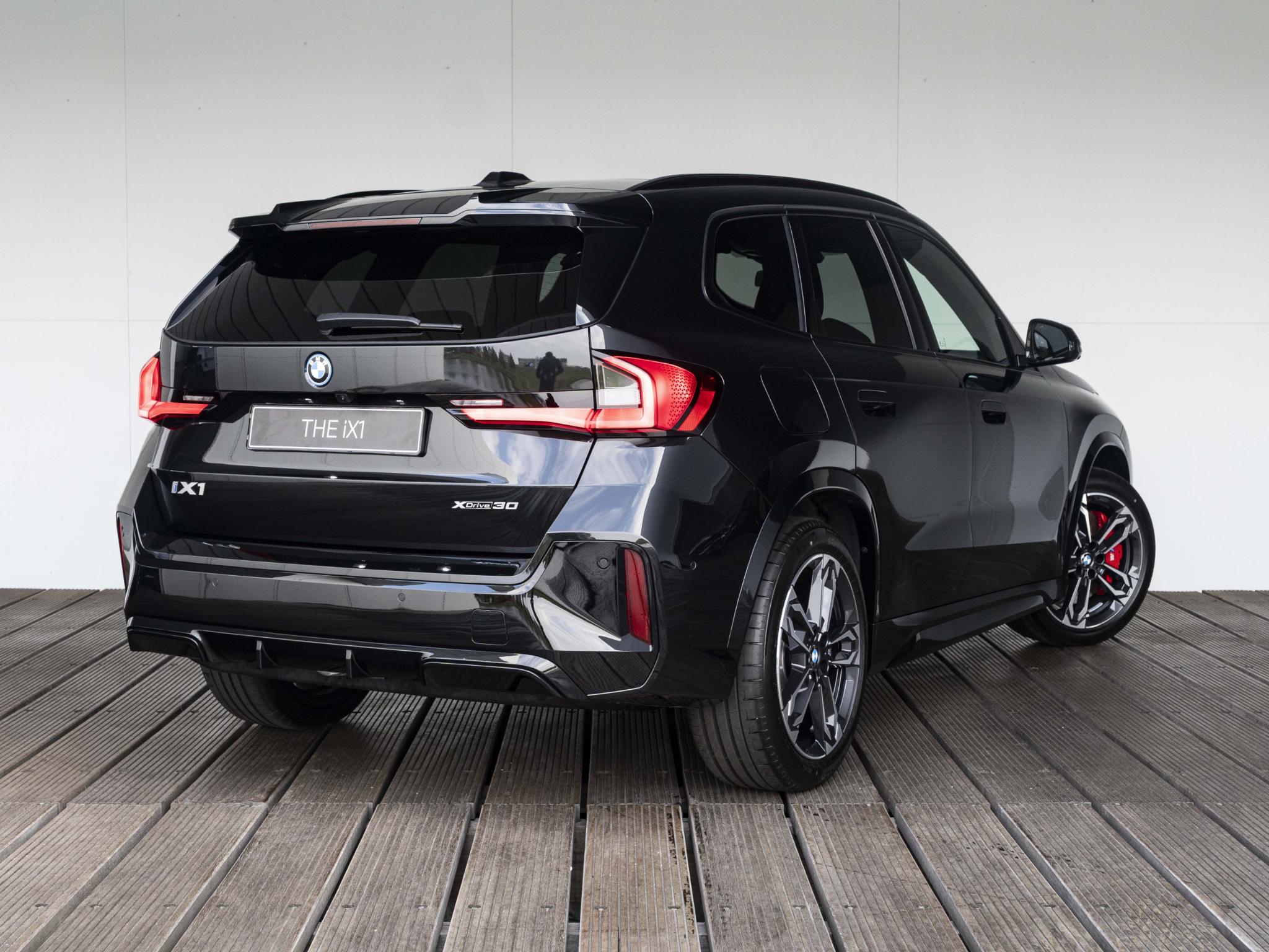 BMW iX1 xDrive30 67 kWh M Sport Edition - Afbeelding 2