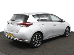 Toyota Auris 1.8 Hybrid Dynamic - Afbeelding 2