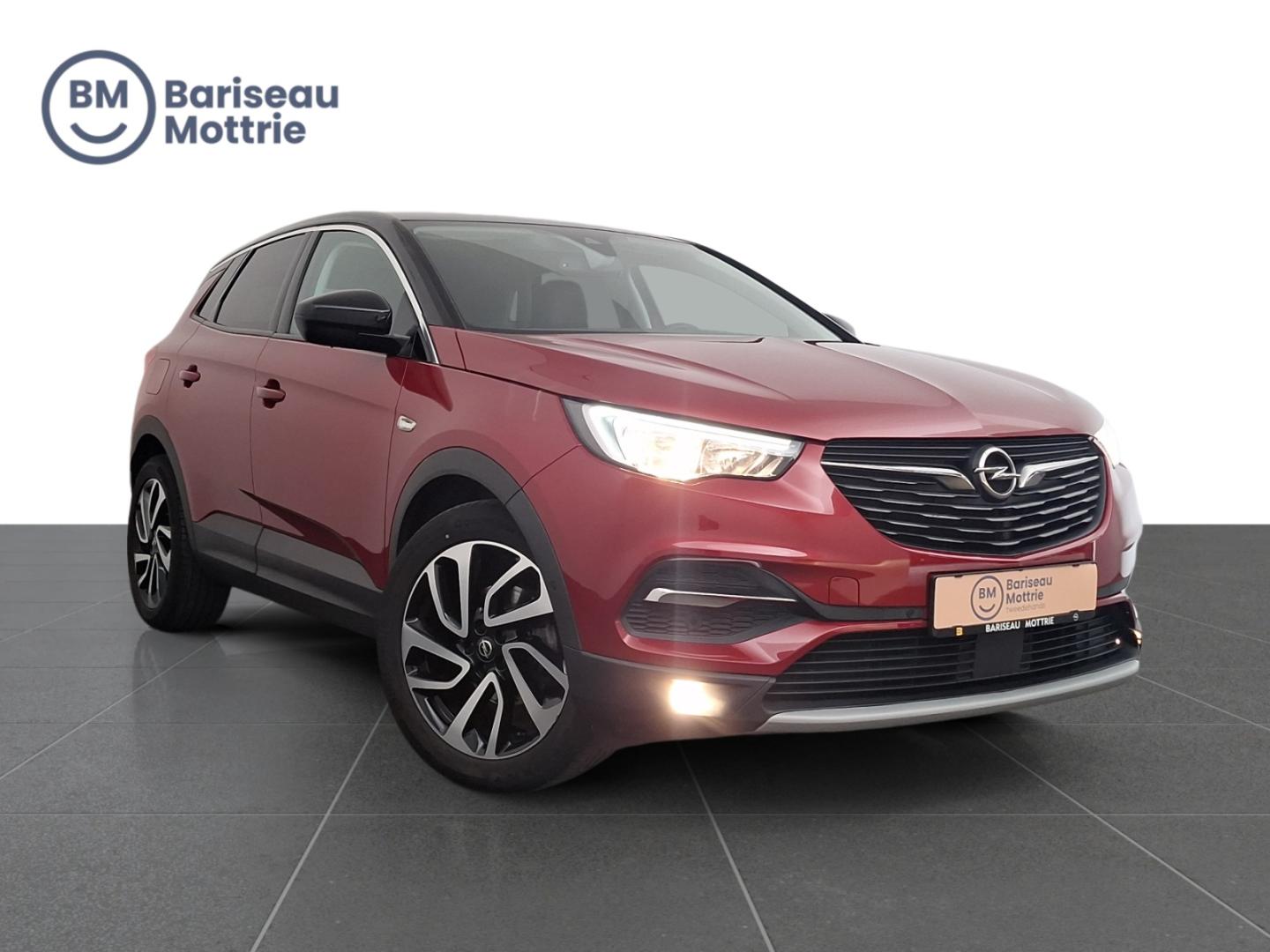 Opel Grandland X INNOVATION*AUTOMAAT *TREKHAAK*LEDER*ZETELVERWARMING VOOR EN ACHTER*ZETELVENTILATIE*SENSOREN*CARPLAY*DAB*GPS*