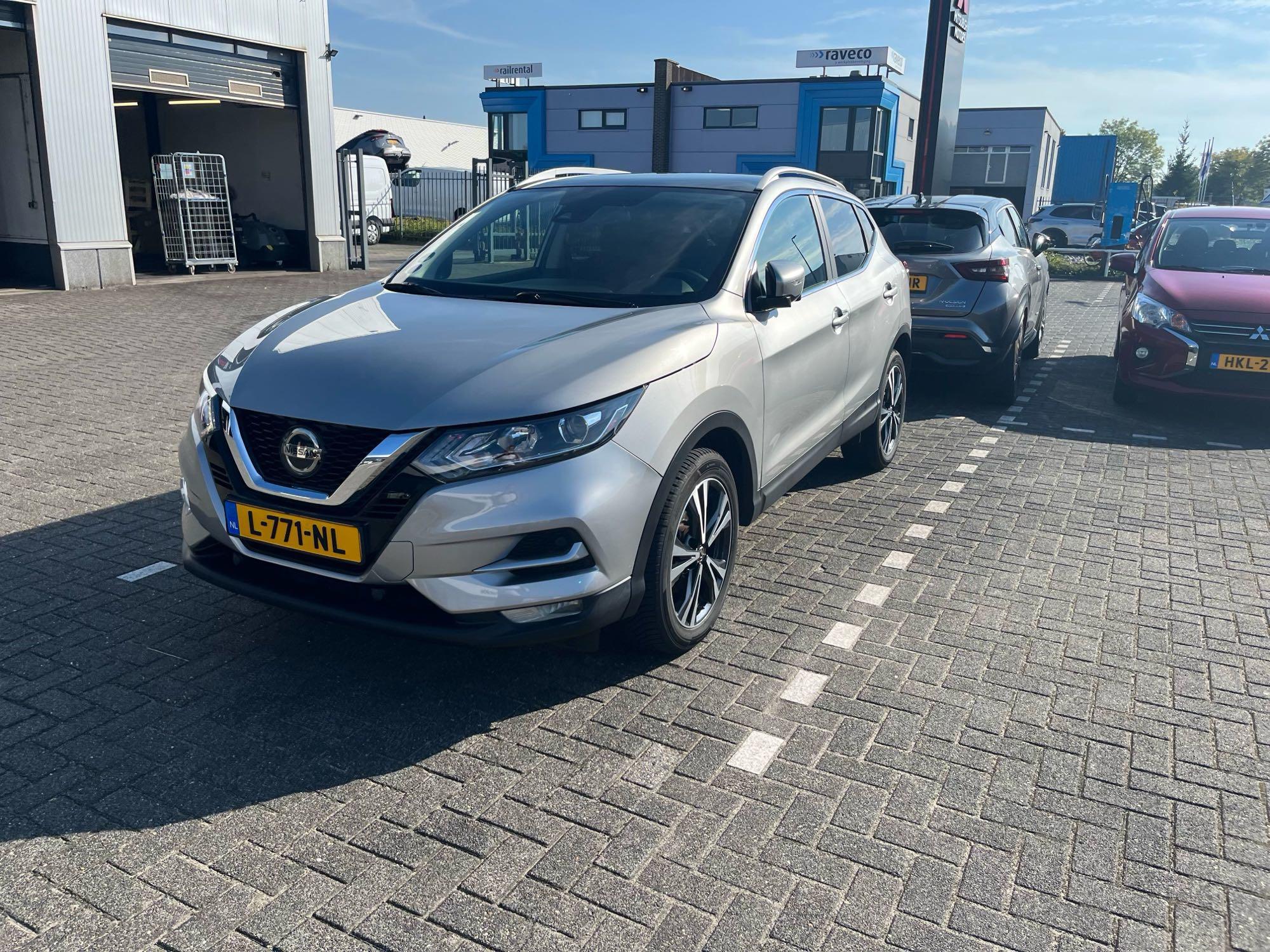 Nissan QASHQAI 1.3 DIG-T Design Edition