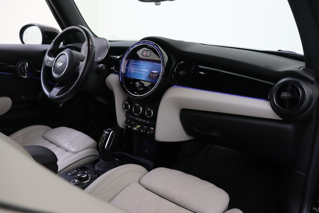 MINI Electric 16