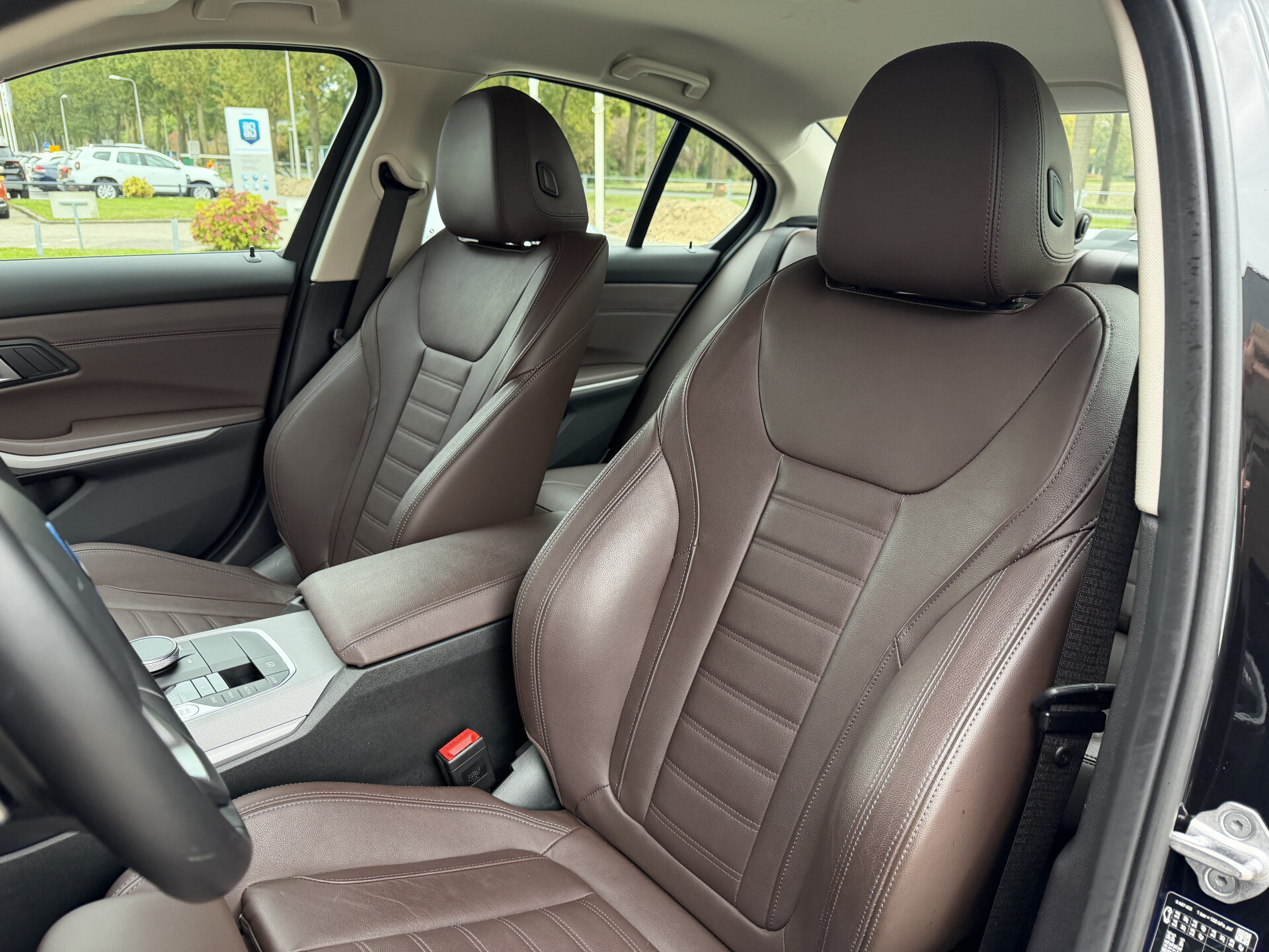 BMW 3 Serie 320e PHEV - Afbeelding 3