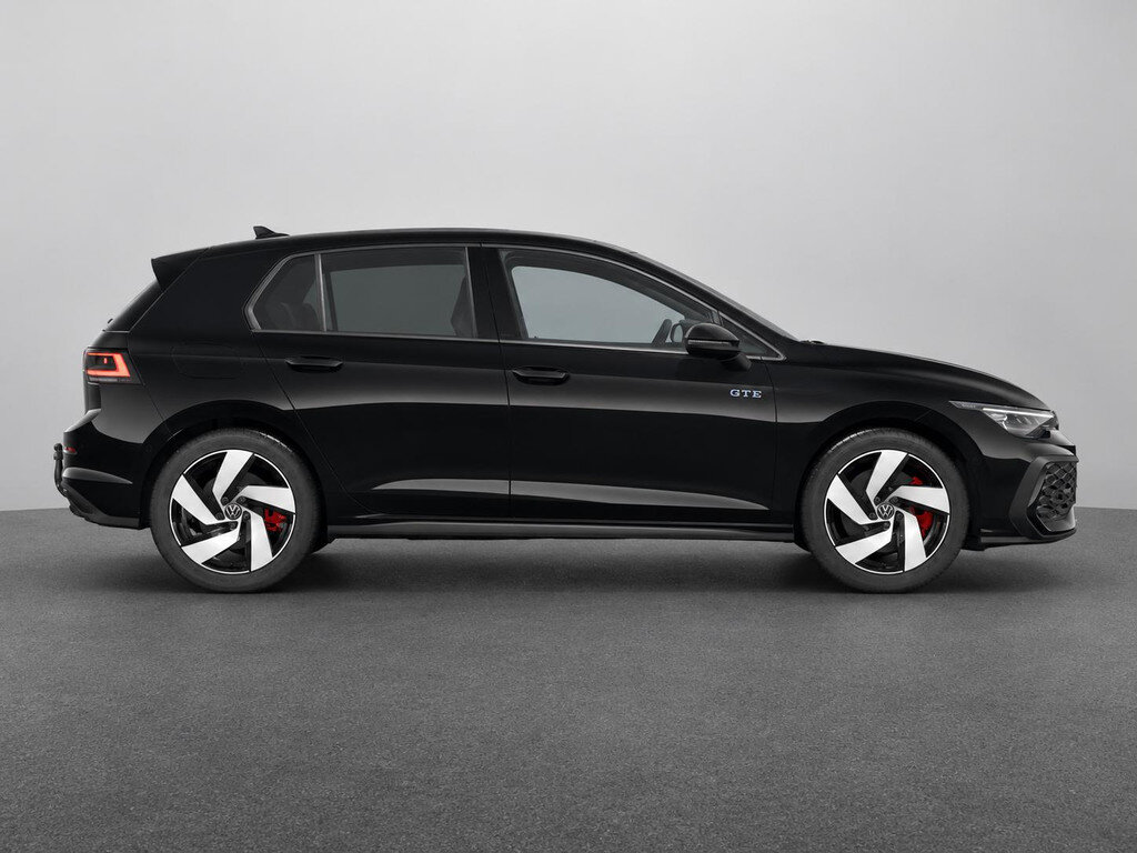 Volkswagen Golf 1.5 eHybrid GTE 272PK DSG Black style, Pano-Schuifdak, Leder, Trekhaak, Head-Up Display, Adaptief onderstel, Stoelventilatie voor, Matrix-LED Verlichting, Keyless, 18” LM Velgen - Obraz 5