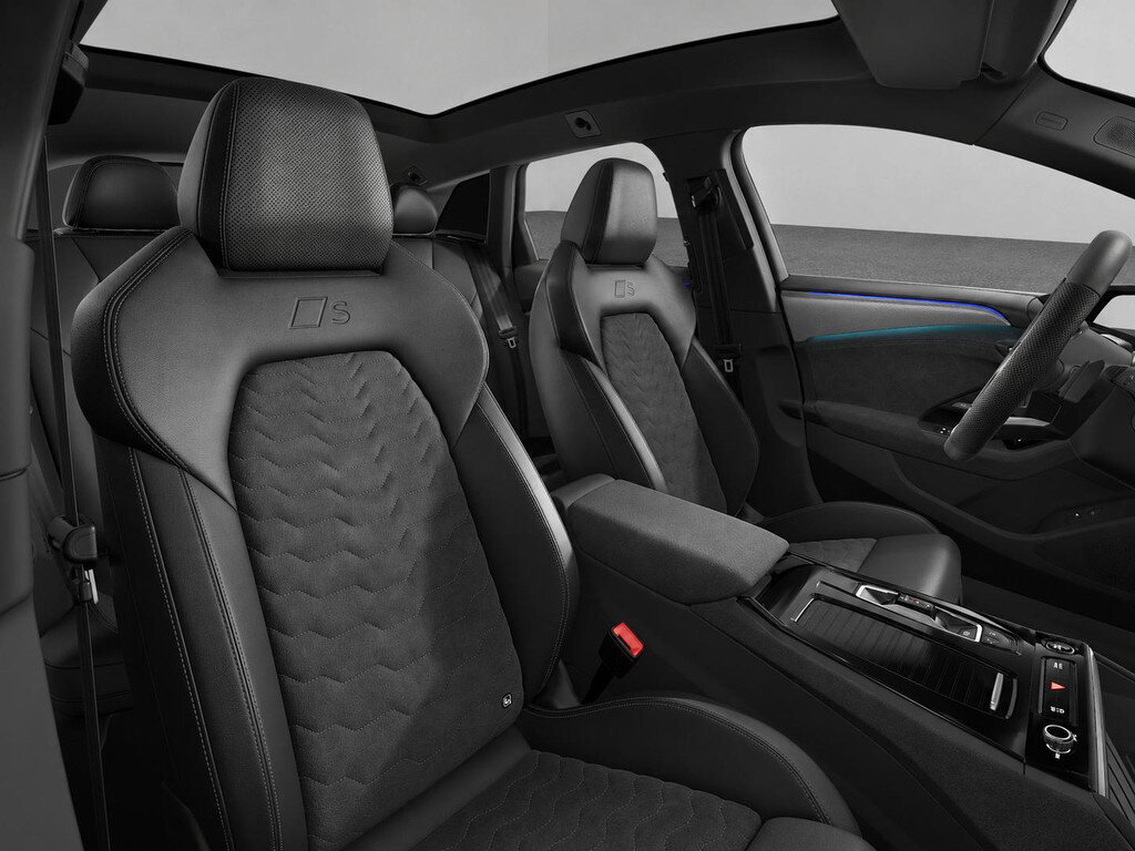 Audi A6 Avant e-tron S edition performance 100 kWh 367PK Aut. Panoramadak, Head-Up Display, Luchtvering, Cameraspiegels, 20" LM Velgen, Memorystoel, Elektr. Achterklep - Obraz 4