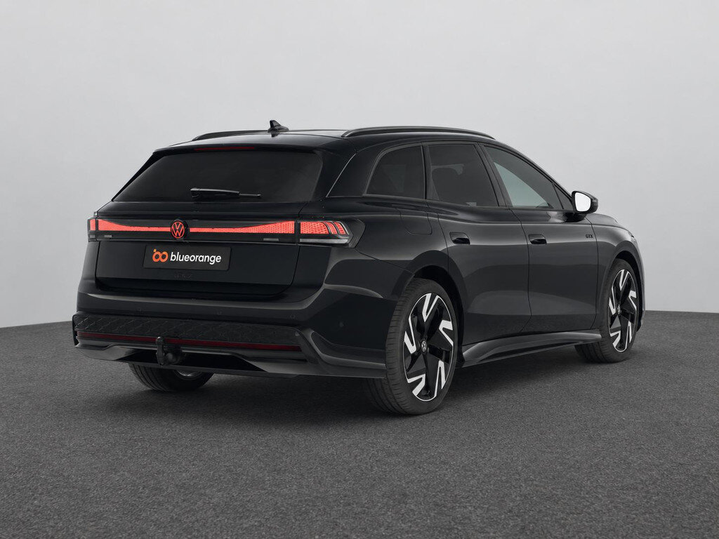 Volkswagen ID.7 Tourer GTX Limited Edition 86 kWh Panoramadak, Trekhaak, Warmtepomp, 21" LM Velgen, Memorystoelen, Head-Up Display, Harman Kardon Audio, Elektr. Achterklep - Obraz 3