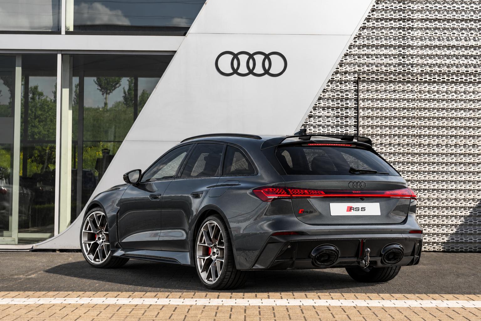 Audi RS5 Avant RS 5 Avant e-hybrid 470 kW / 639 PK Avant 8 versn. - Afbeelding 3