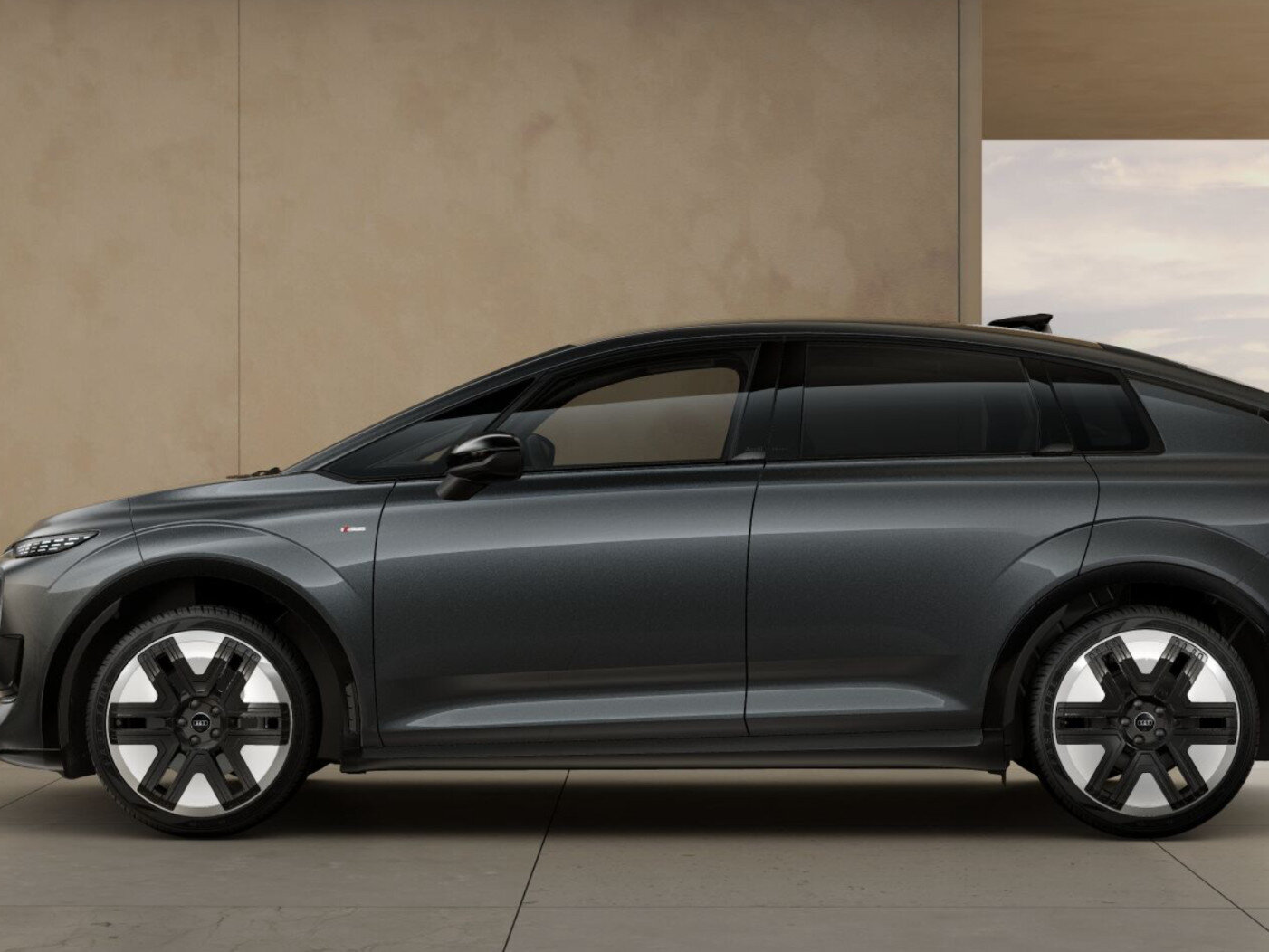Audi A2 e-tron Launch series pro e-tron 84 kWh 231 PK