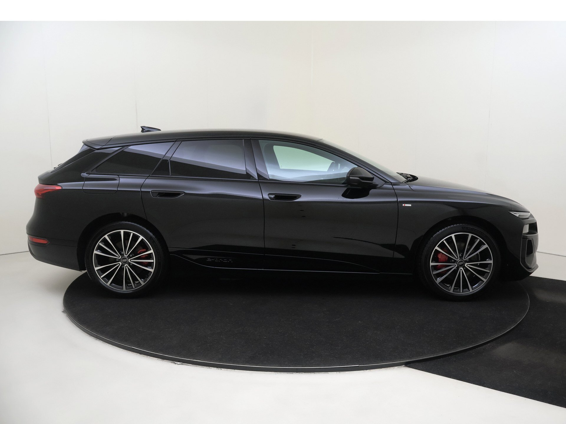 Audi A6 Avant e-tron S edition - Afbeelding 3