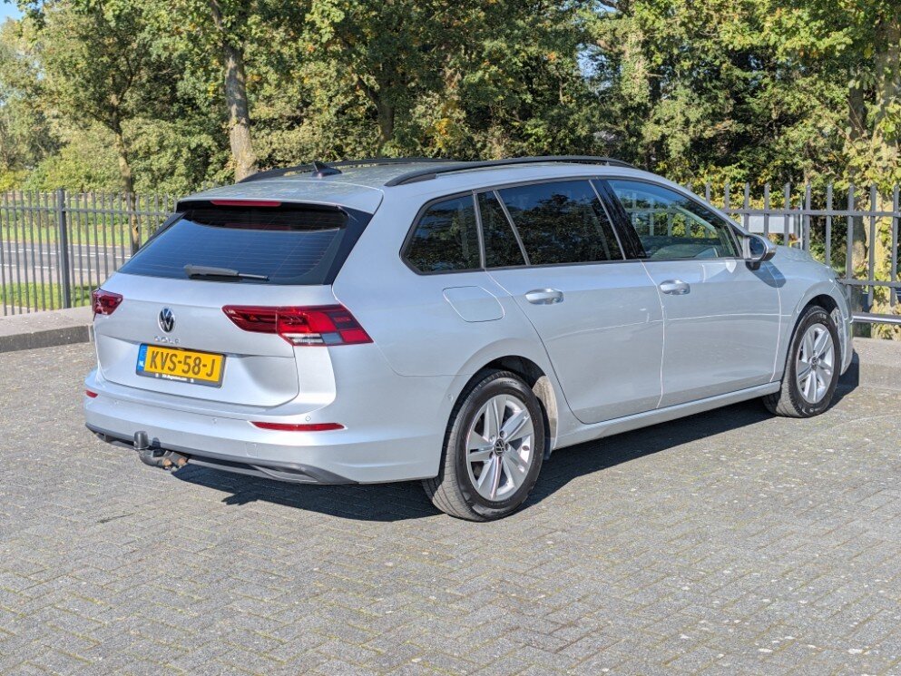 Volkswagen Golf Variant Life Business 131PK | Trekhaak | Navi | ACC | LED | Virtual Cockp. | Stoelverw. - Afbeelding 3
