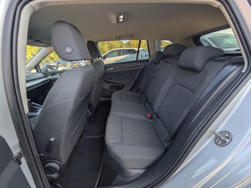 Volkswagen Golf Variant Life Business 131PK | Trekhaak | Navi | ACC | LED | Virtual Cockp. | Stoelverw. - Afbeelding 5