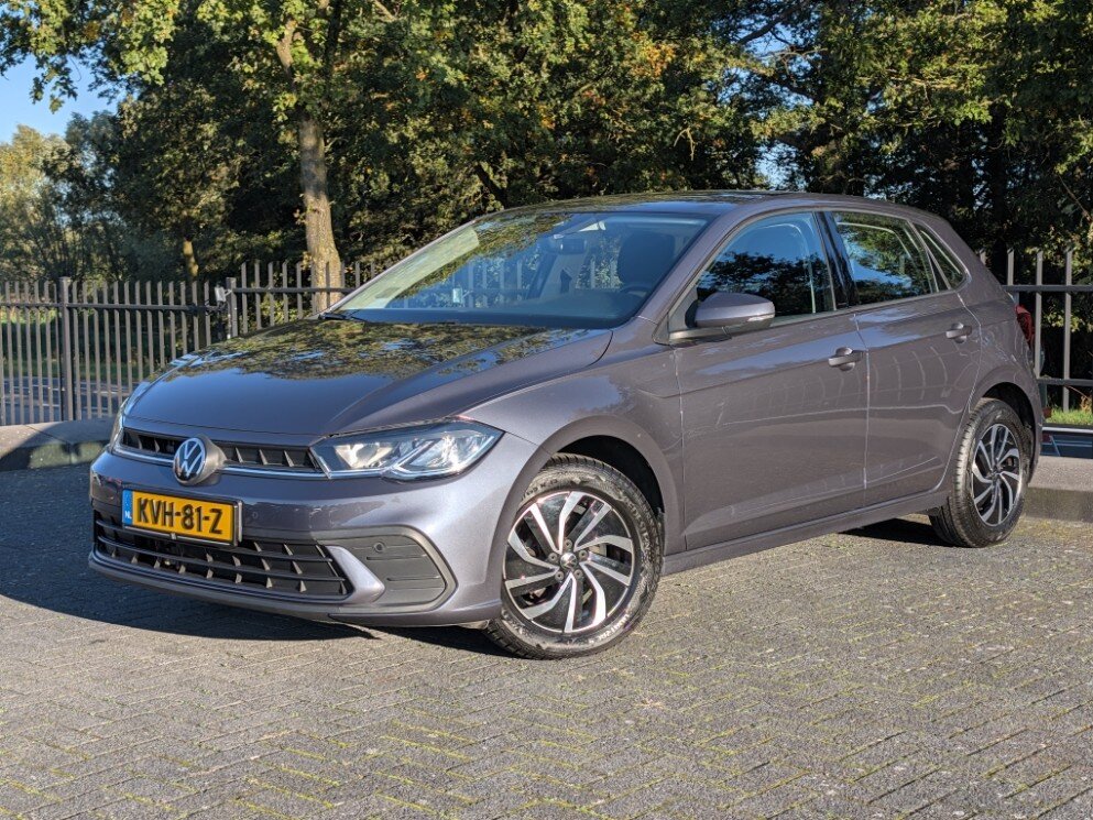 Volkswagen Polo 1.0 TSI BMT | IQ Drive | 15" Essex | ACC | ECC | Camera | PDC | Keyless | LED | Navi | Chrome | Drive +Comfort Pack |App Connect.