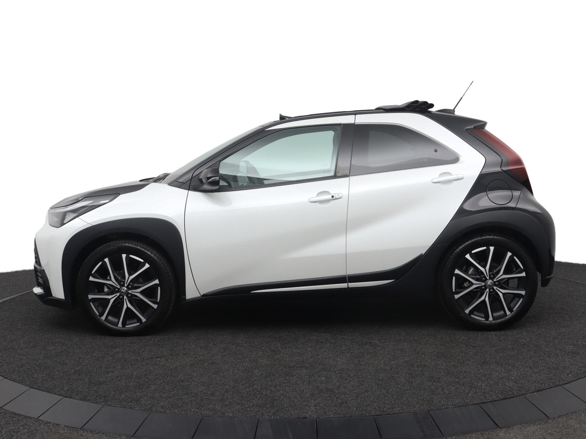 Toyota Aygo X Hybrid 115 GR Sport - Afbeelding 3