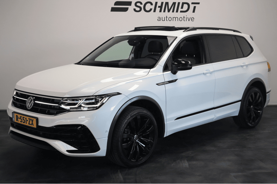 Volkswagen Tiguan Allspace 1.5 TSI R-Line 7p. DSG | Panoramadak | Trekhaak | H&K | Matrix - Afbeelding 1