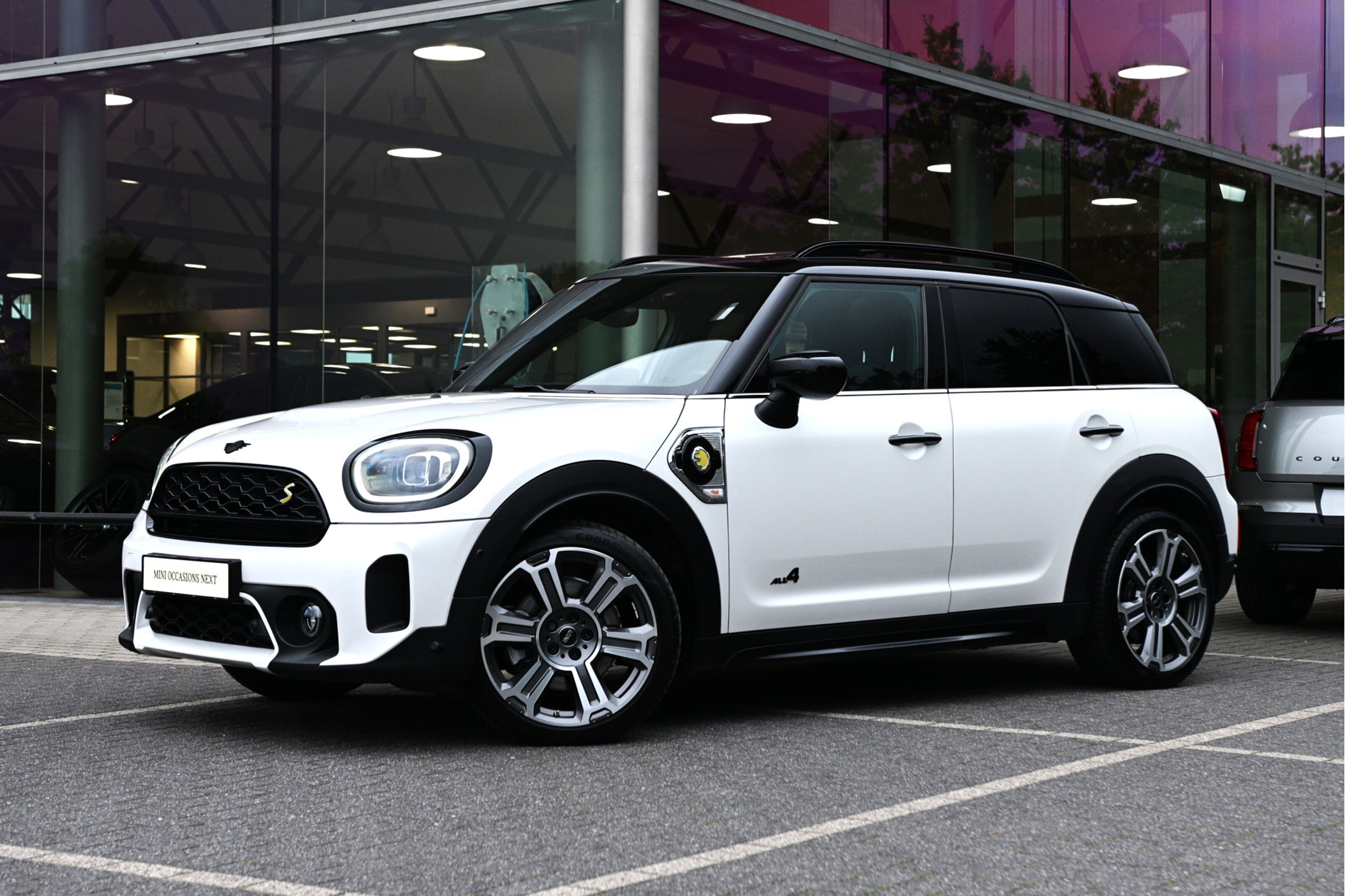MINI Countryman Cooper S E ALL4 Automaat