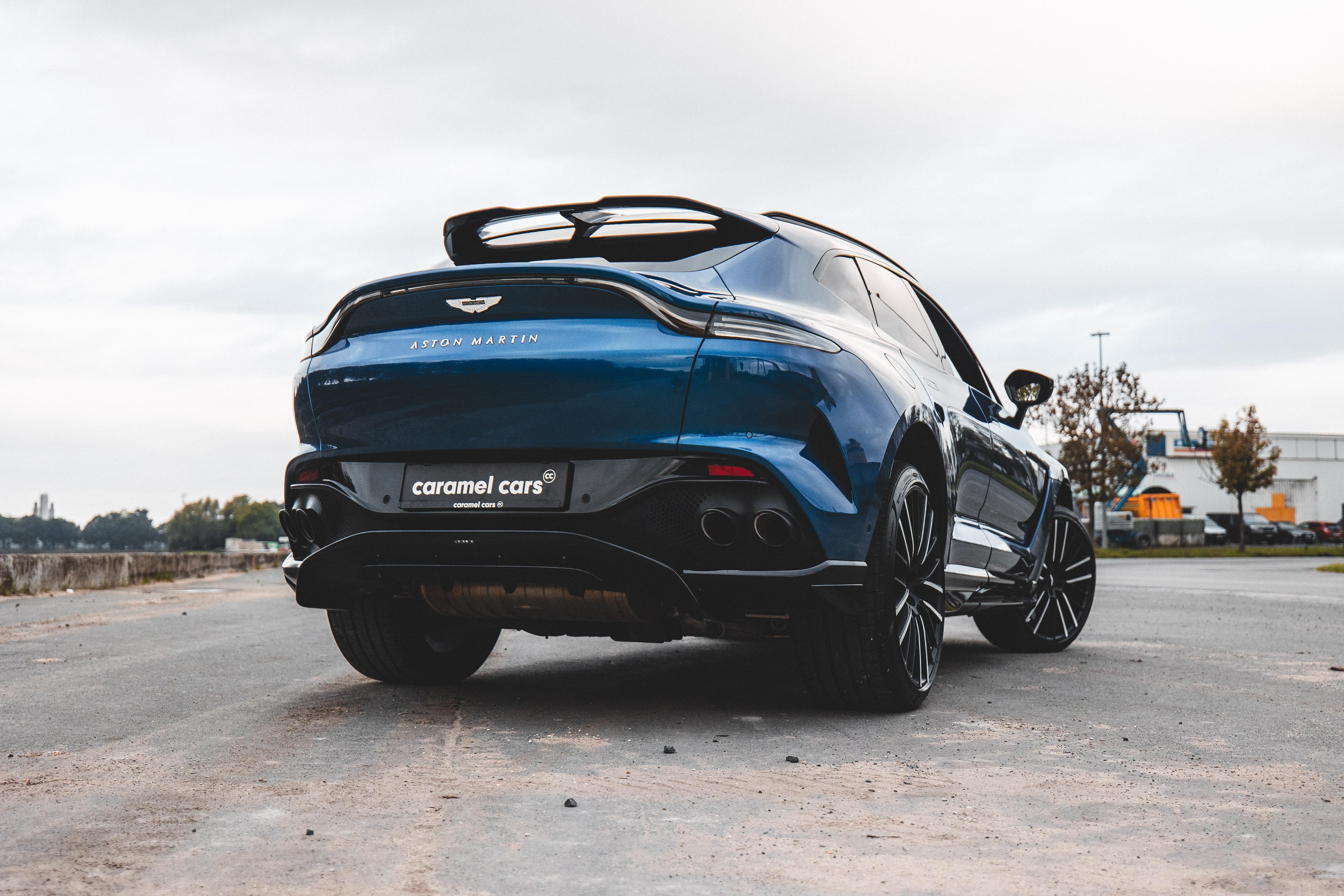 Aston Martin DBX 707 4.0 V8 BI-TURBO*PLASMA BLUE*CARBON*FULL OPTION*23 - Afbeelding 2
