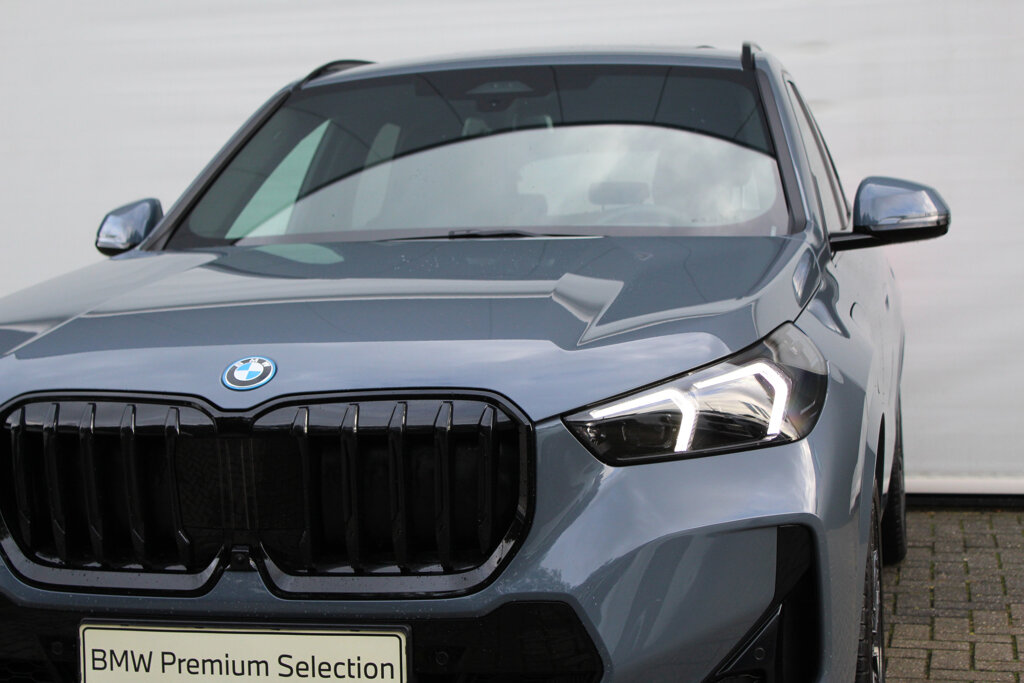 BMW X1 16