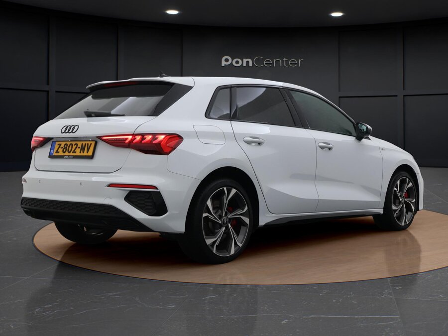 Audi A3 Sportback 45 TFSI e S edition Competition