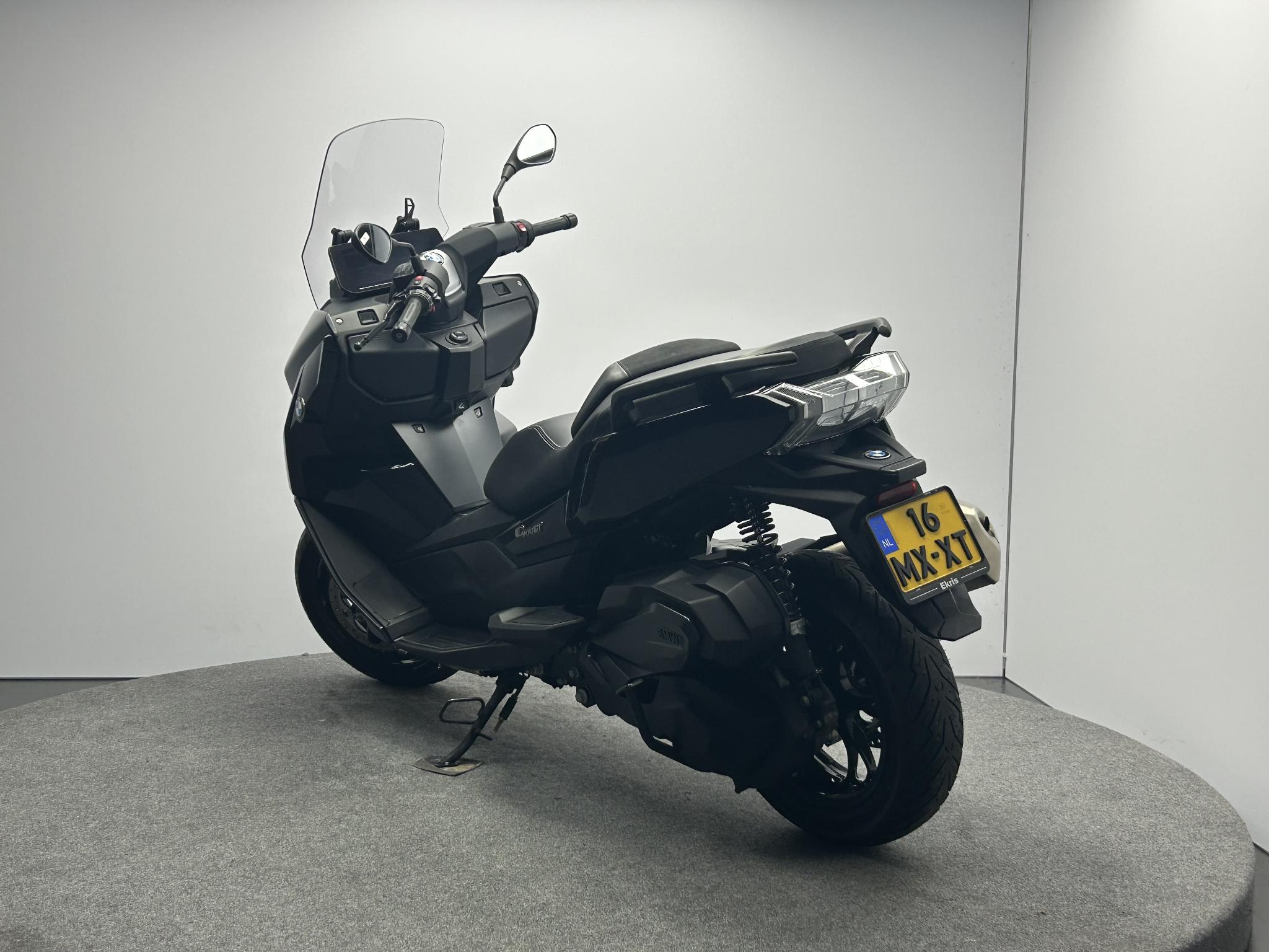 BMW C 400 GT Triple Black - Afbeelding 4