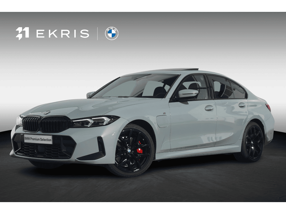 BMW 3 Serie Sedan 330e - Afbeelding 1