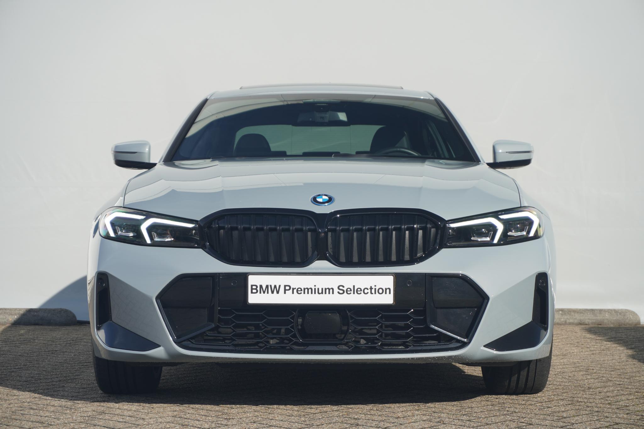 BMW 3 Serie Sedan 330e - Afbeelding 5