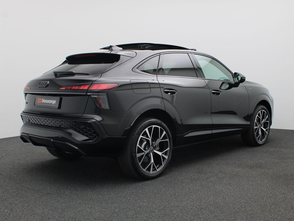 Audi Q3 Sportback 1.5 200kW e-hybrid S edition 272PK S-Tronic Panoramadak, Trekhaak, Achteruitrijcamera, Stoel-Stuurverwarming, 20" LM Velgen, LED Plus, Elektr. Achterklep - Obraz 4