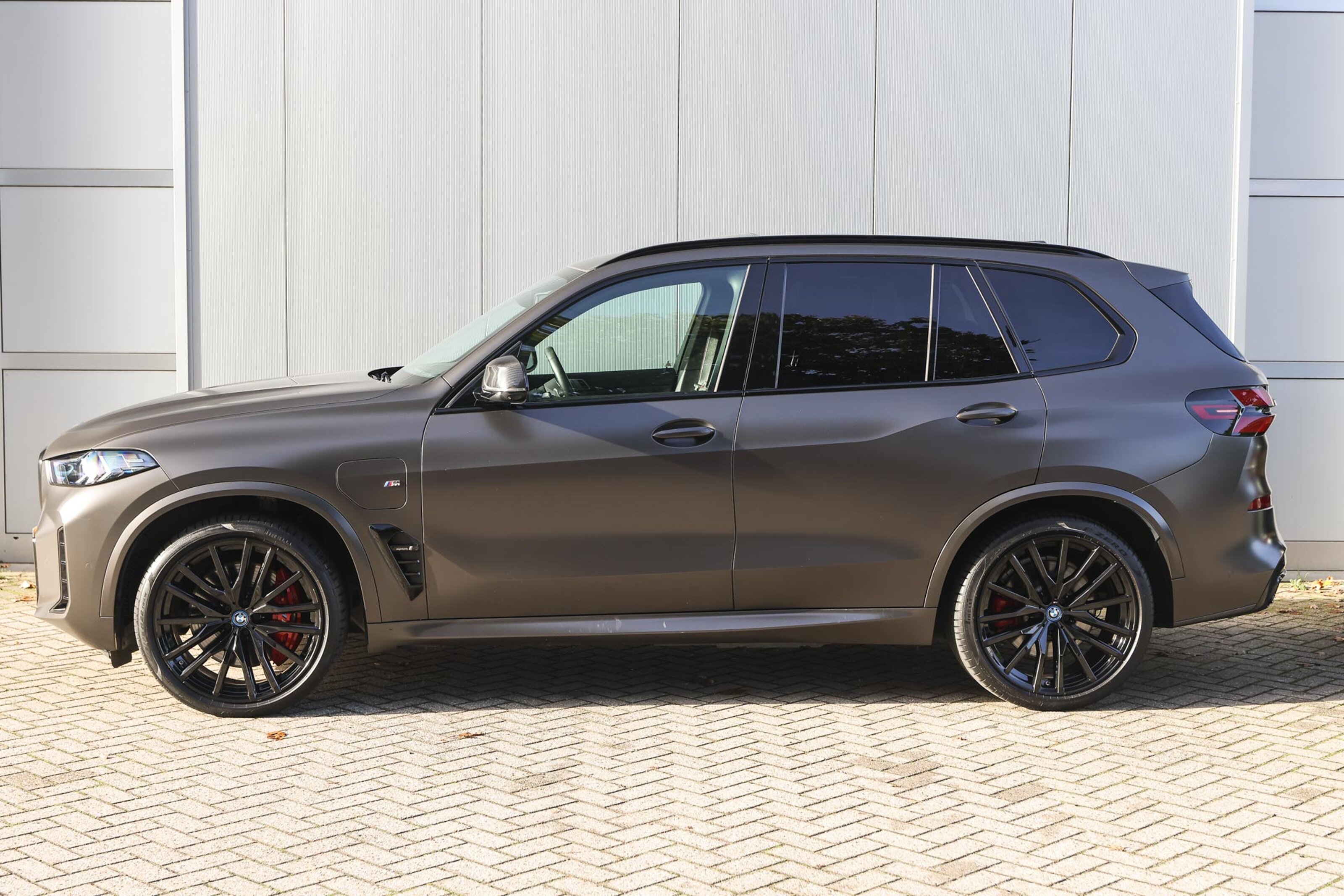 BMW X5 8
