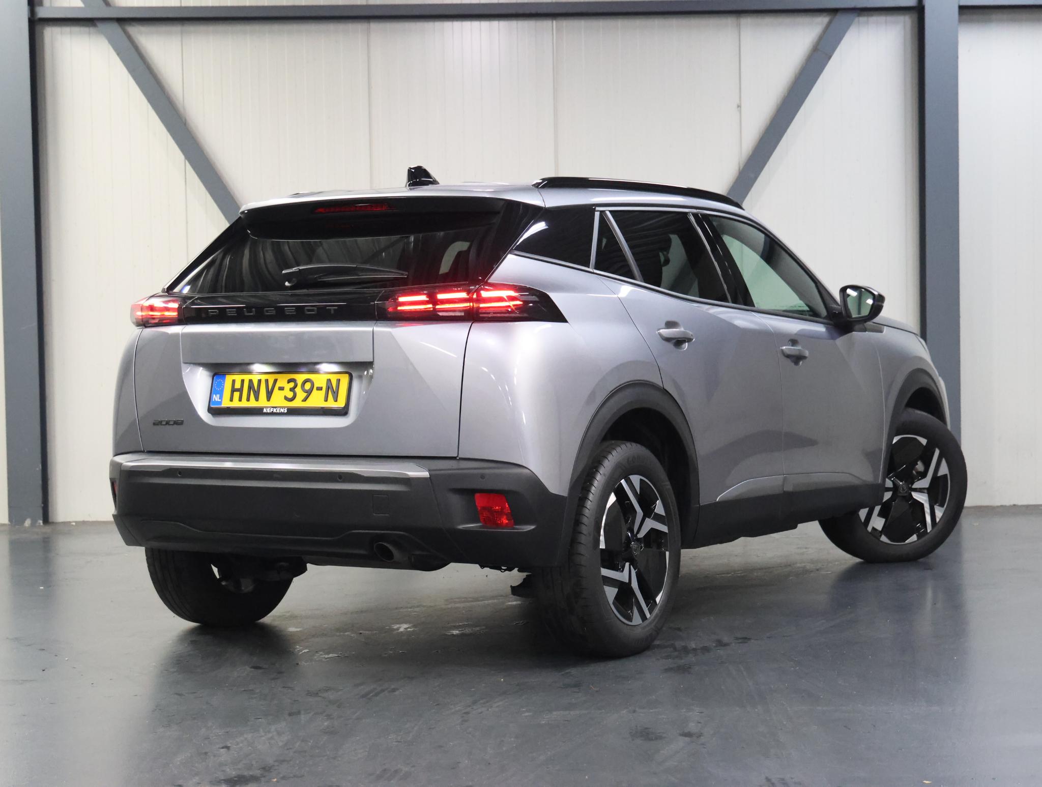 Peugeot 2008 SUV 1.2 100PK Allure - Afbeelding 3