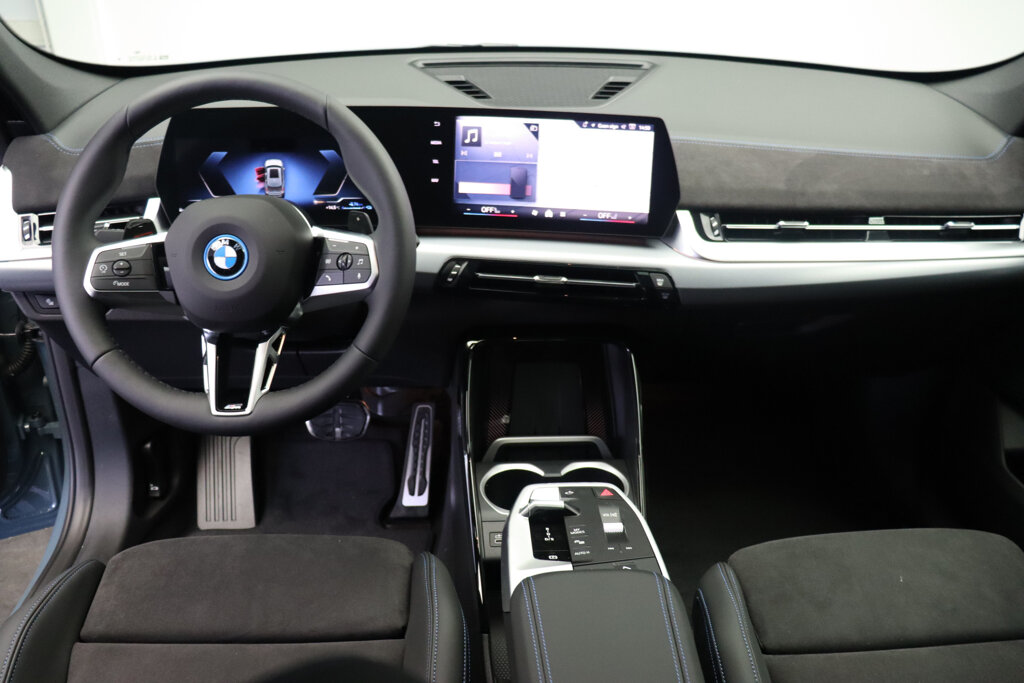 BMW X1 23